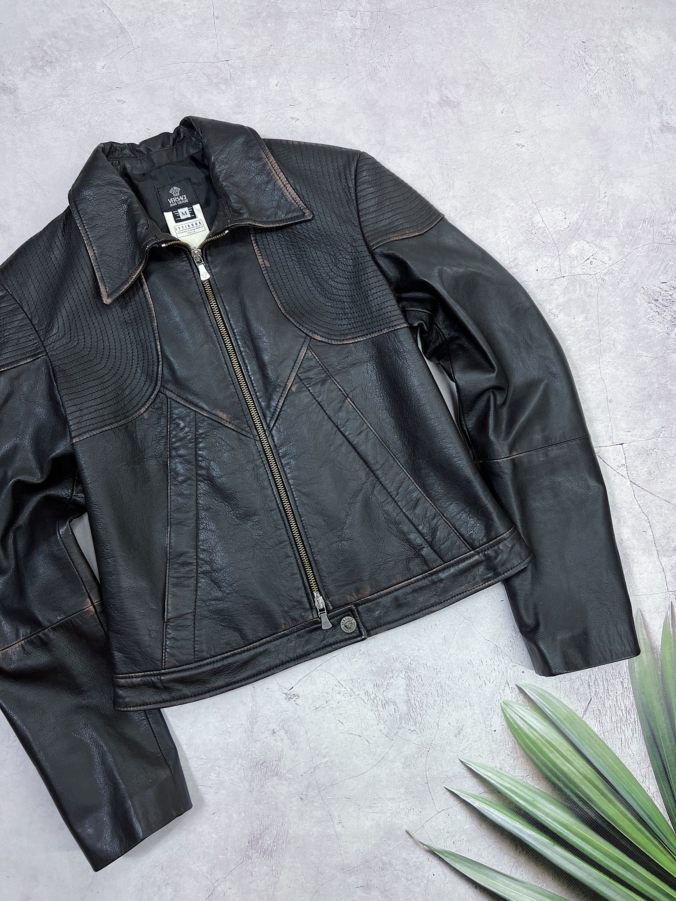 Versace × Versace Jeans Couture × Vintage Versace Jeans Couture Leather Jacket Distressed Design Size M / US 6-8 / IT 42-44 - 6 Thumbnail