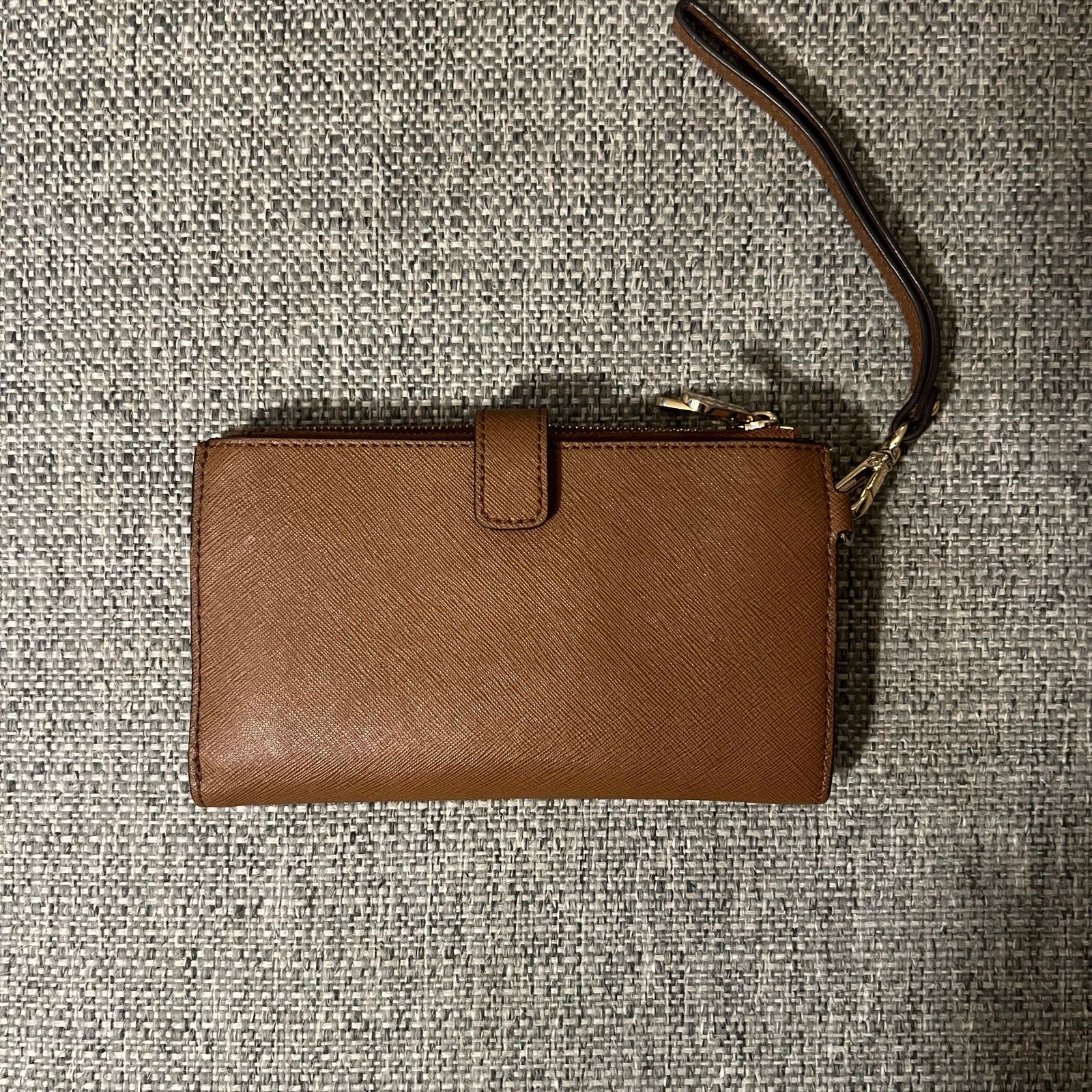 Michael Kors Michael Kors Jet Set Saffiano Leather Double Zip Wristlet Size ONE SIZE - 8 Thumbnail