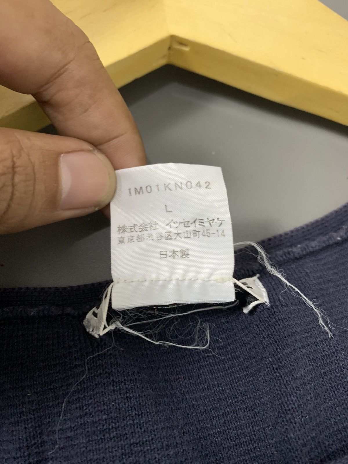 Issey Miyake × Japanese Brand × Pleats Please Issey Miyake Vtg ISSEY MIYAKE Tee Size US L / EU 52-54 / 3 - 5 Thumbnail