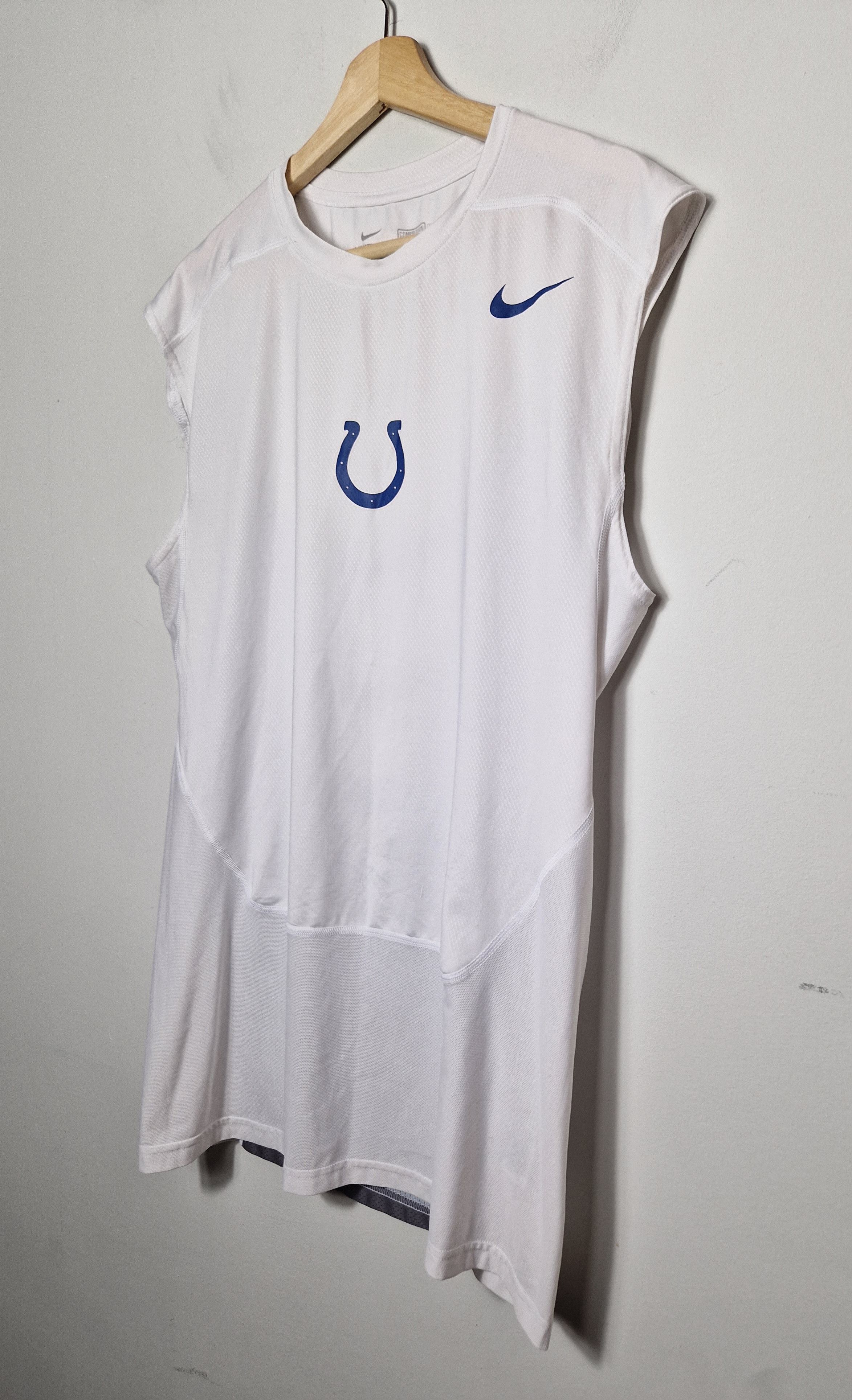 Nike Nike Pro Combat NFL Indianapolis Colts tank top jersey Size US M / EU 48-50 / 2 - 2 Thumbnail