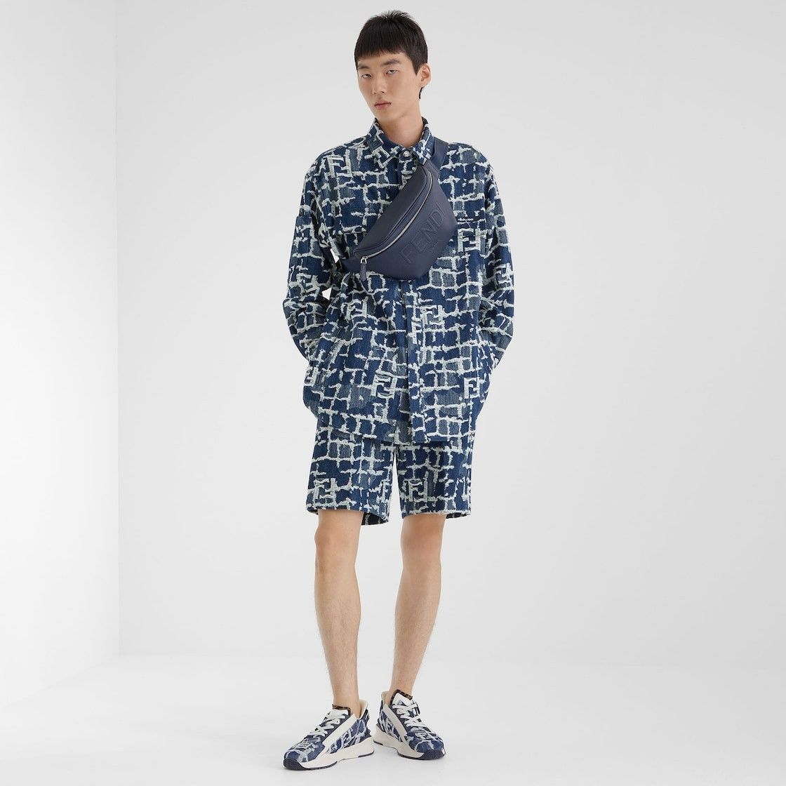 Fendi o1s1wg111025 Shirt in Blue/White Size US XL / EU 56 / 4 - 4 Thumbnail