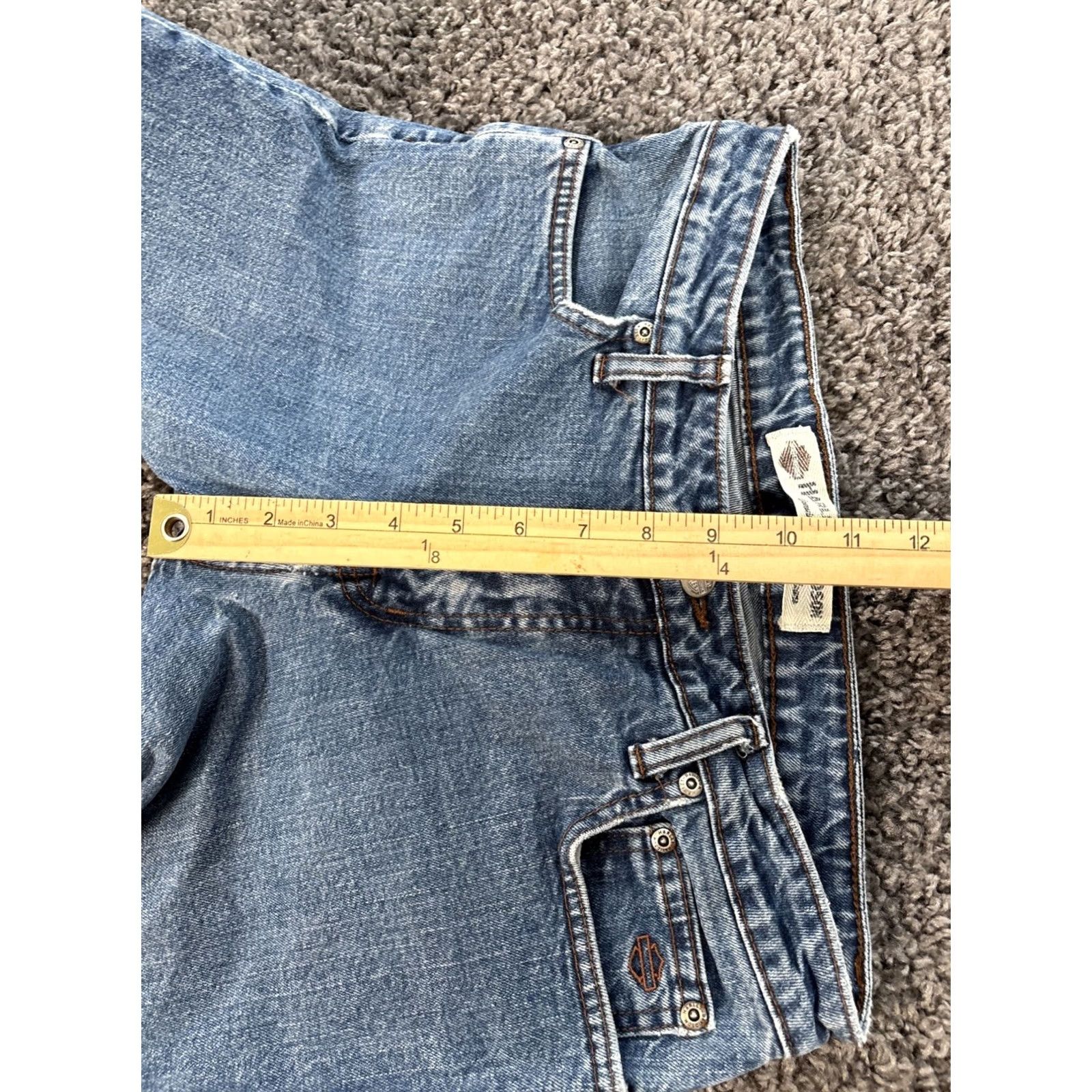 Harley Davidson VINTAGE Harley-Davidson Jeans Womens 8 Bootcut Denim 30x31 Blue Medium Wash 5-Pocket Regular US Theme Mens Womens Girls? Size 30" / US 8 / IT 44 - 5 Thumbnail