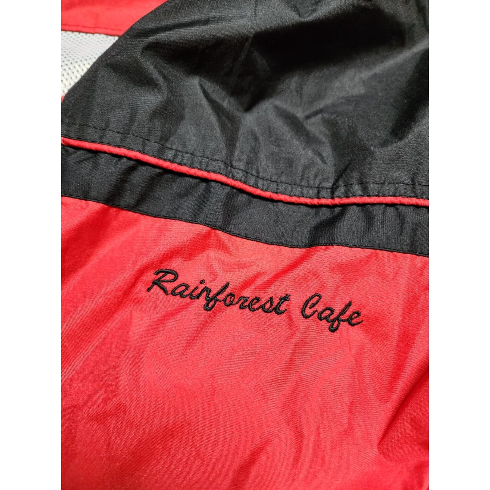 Etro Rainforest Cafe Windbreaker Jacket Mens L Red Lightweight Full Zip Retro Style Realistic Search Keywords Size US L / EU 52-54 / 3 - 7 Thumbnail