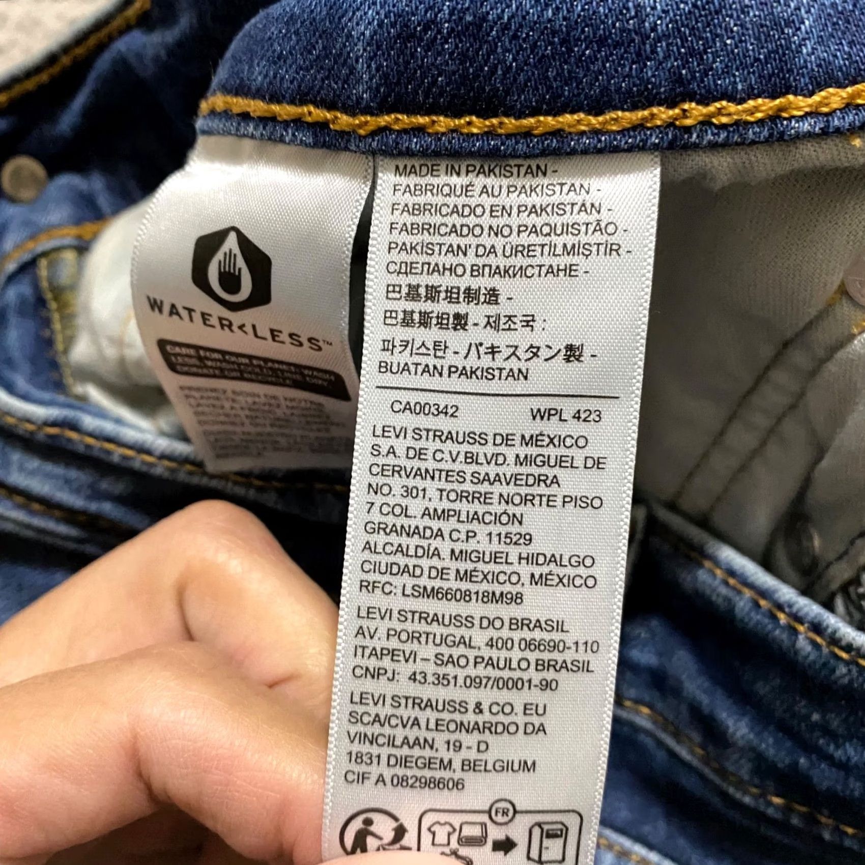 Levi's Levi's 511 Jeans Mens 32x32 Slim Straight Mid Rise Blue Denim Medium Wash Size US 32 / EU 48 - 3 Thumbnail