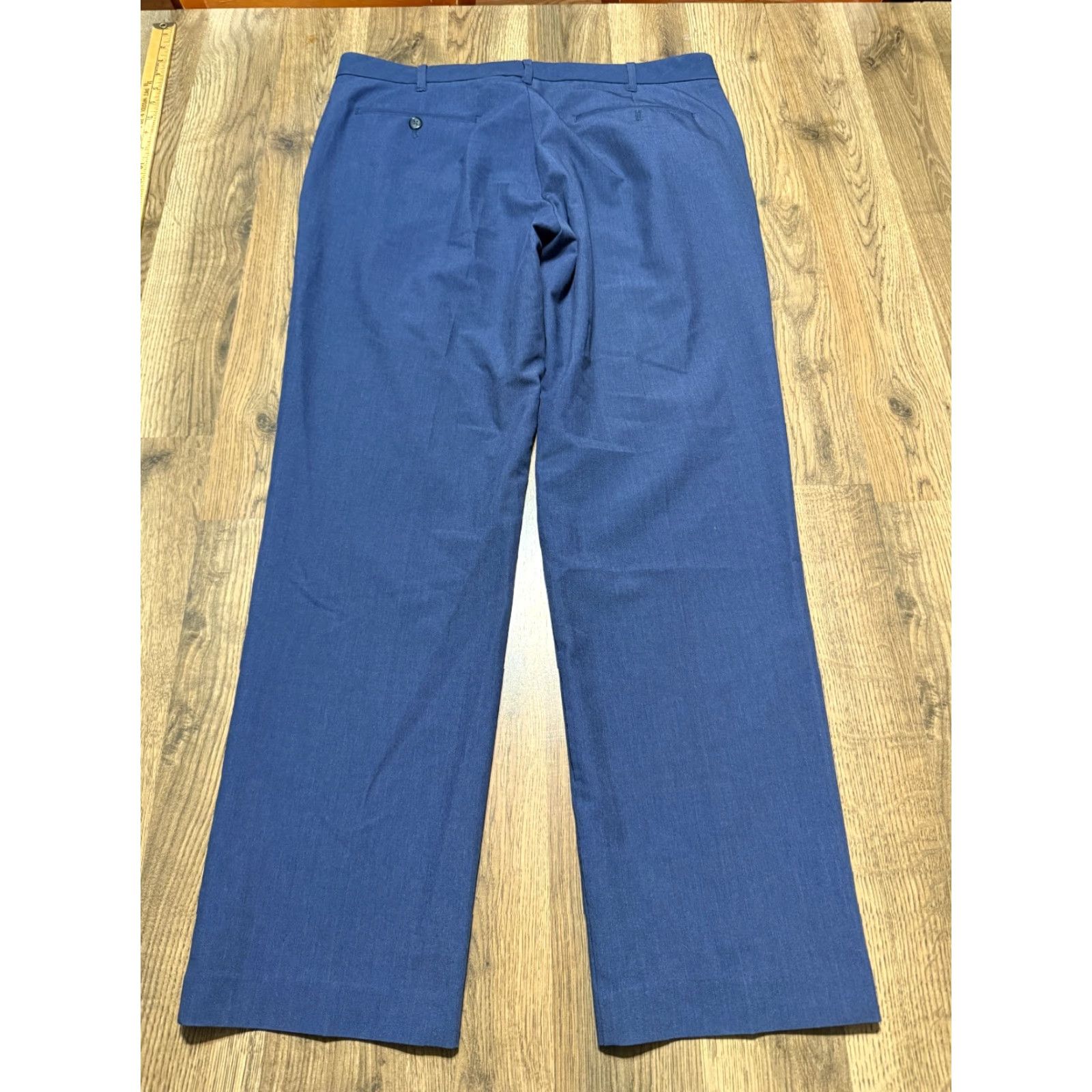 Van Heusen VINTAGE? No. (Please disregard) Size US 34 / EU 50 - 2 Thumbnail