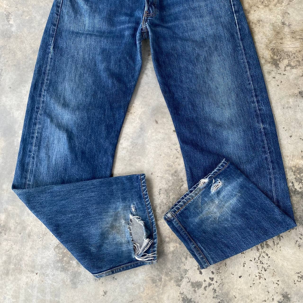 Levi's Vintage Clothing W34X31 VTG LEVIS 501 1999 DISTRESSED DENIM Size US 34 / EU 50 - 5 Thumbnail
