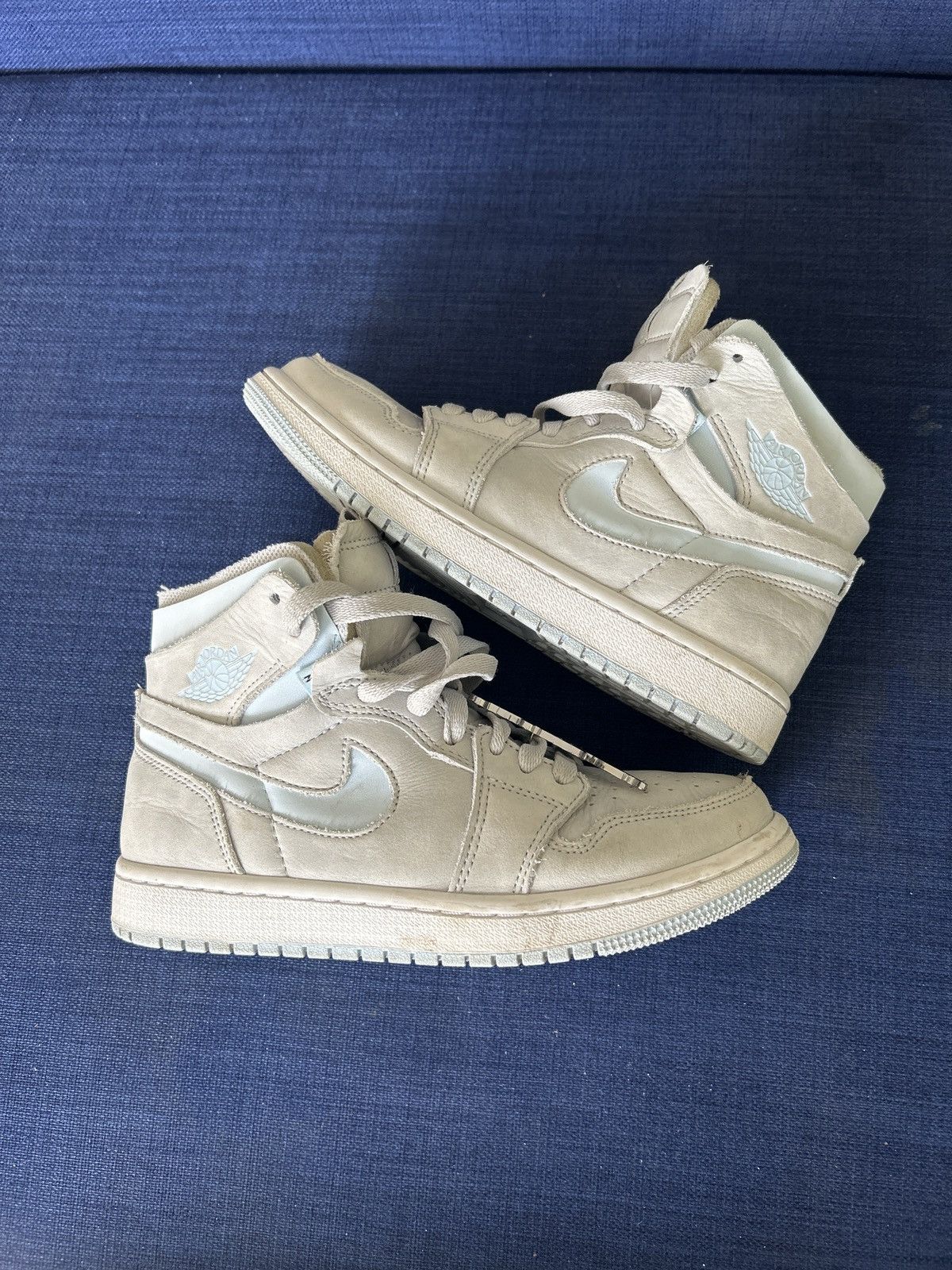 Jordan Brand Jordan 1 Zoom Air CMFT gray fog Size US 6 / EU 39 - 5 Thumbnail