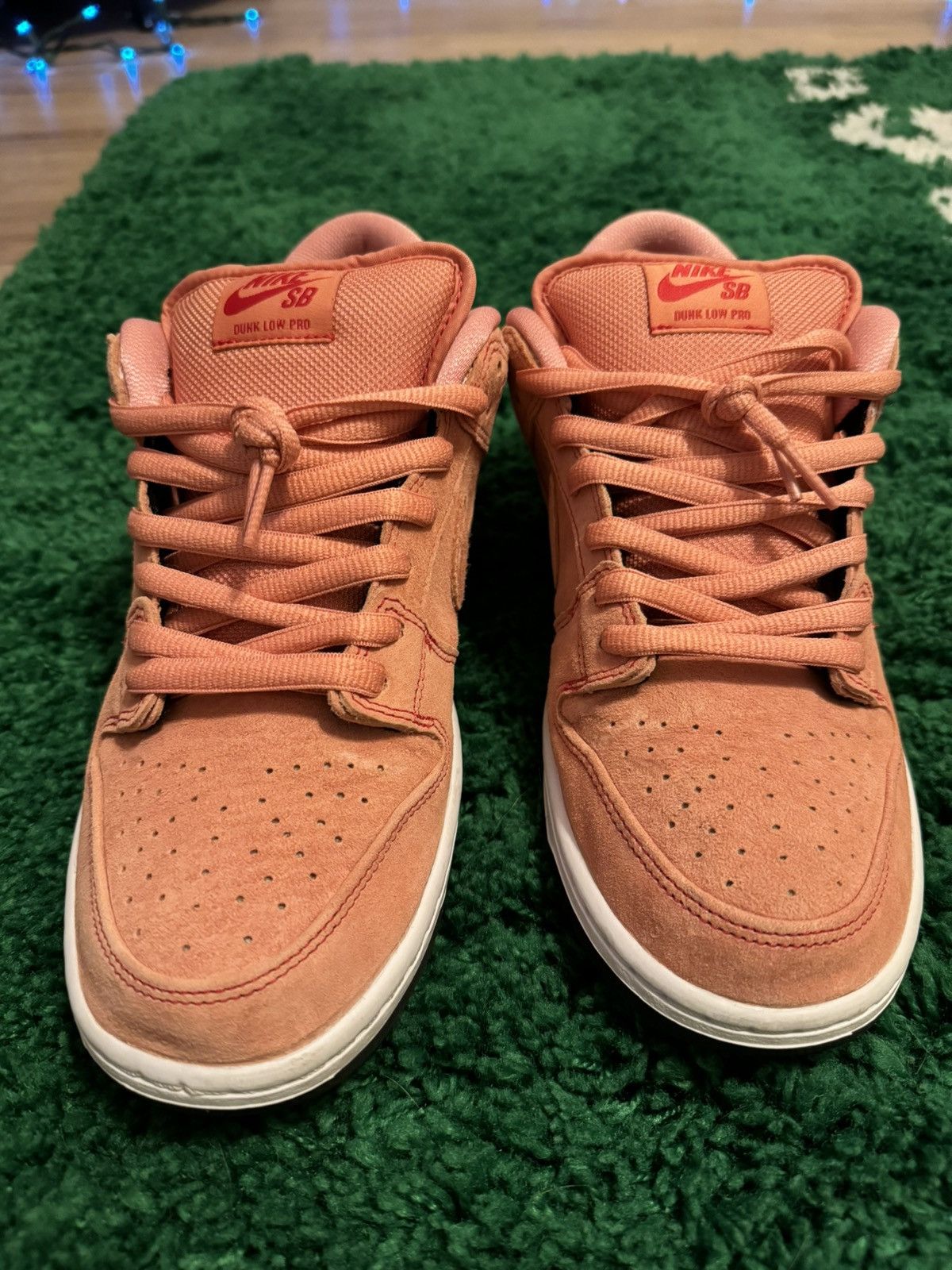 Nike Nike Sb Dunk Low “Pink Pig” Sz9.5 Size US 9.5 / EU 42-43 - 4 Thumbnail