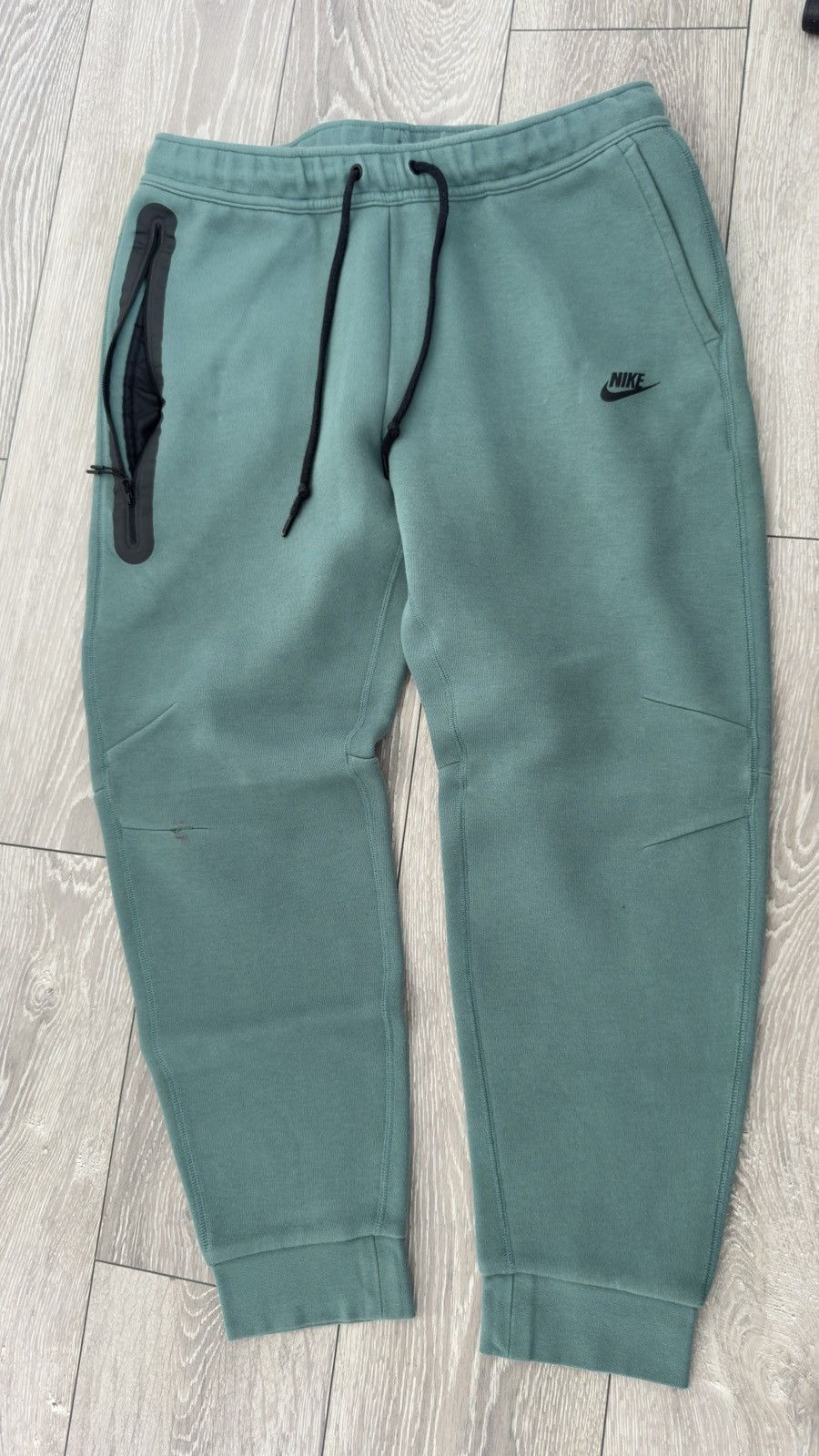 Nike Nike Tech Fleece Sweatpants Spring Green Size US 38 / EU 54 - 1 Thumbnail