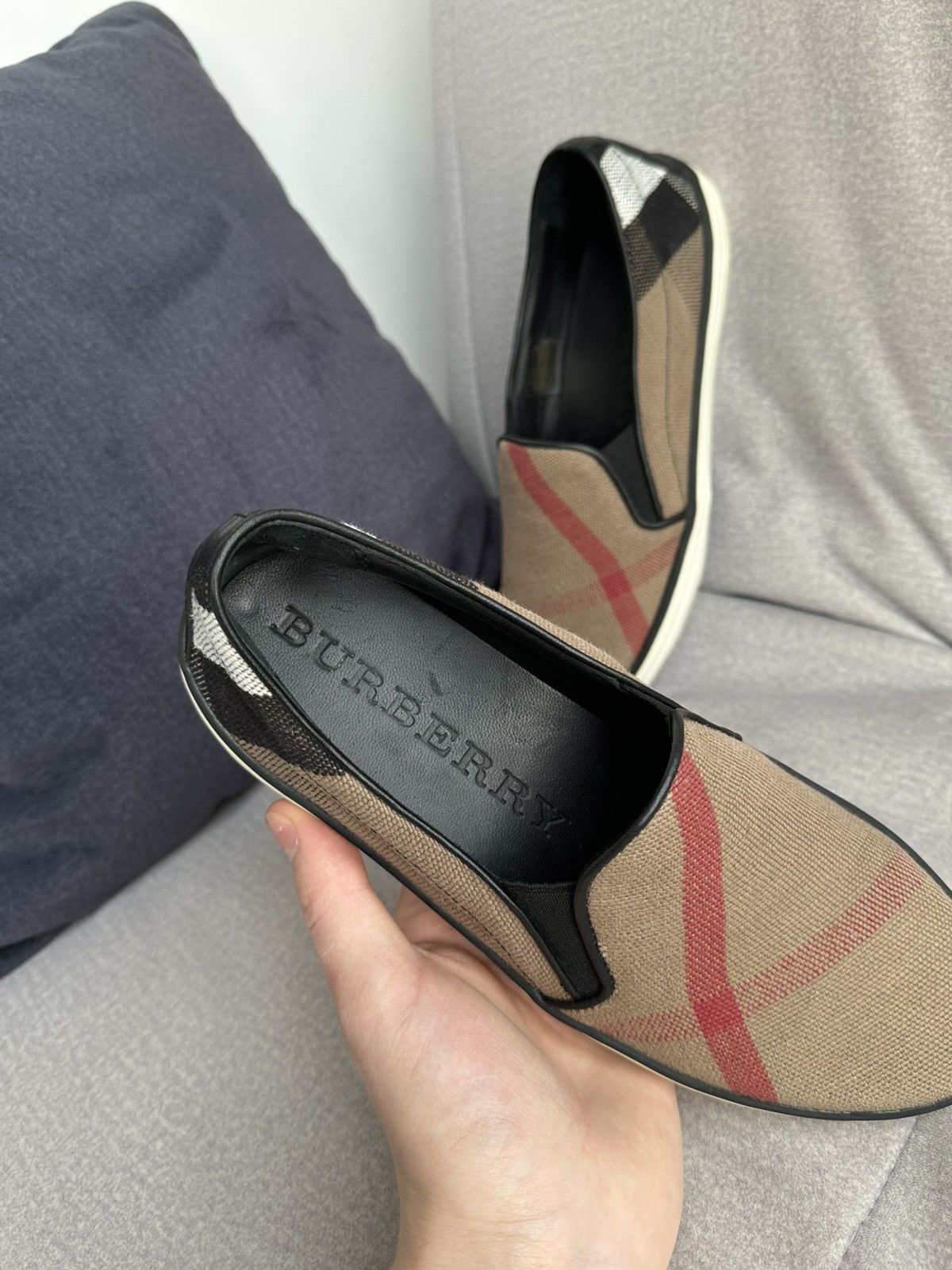 Burberry Burberry Nova Check Slip-Op Sneakers Size US 6 / IT 36 - 9 Thumbnail