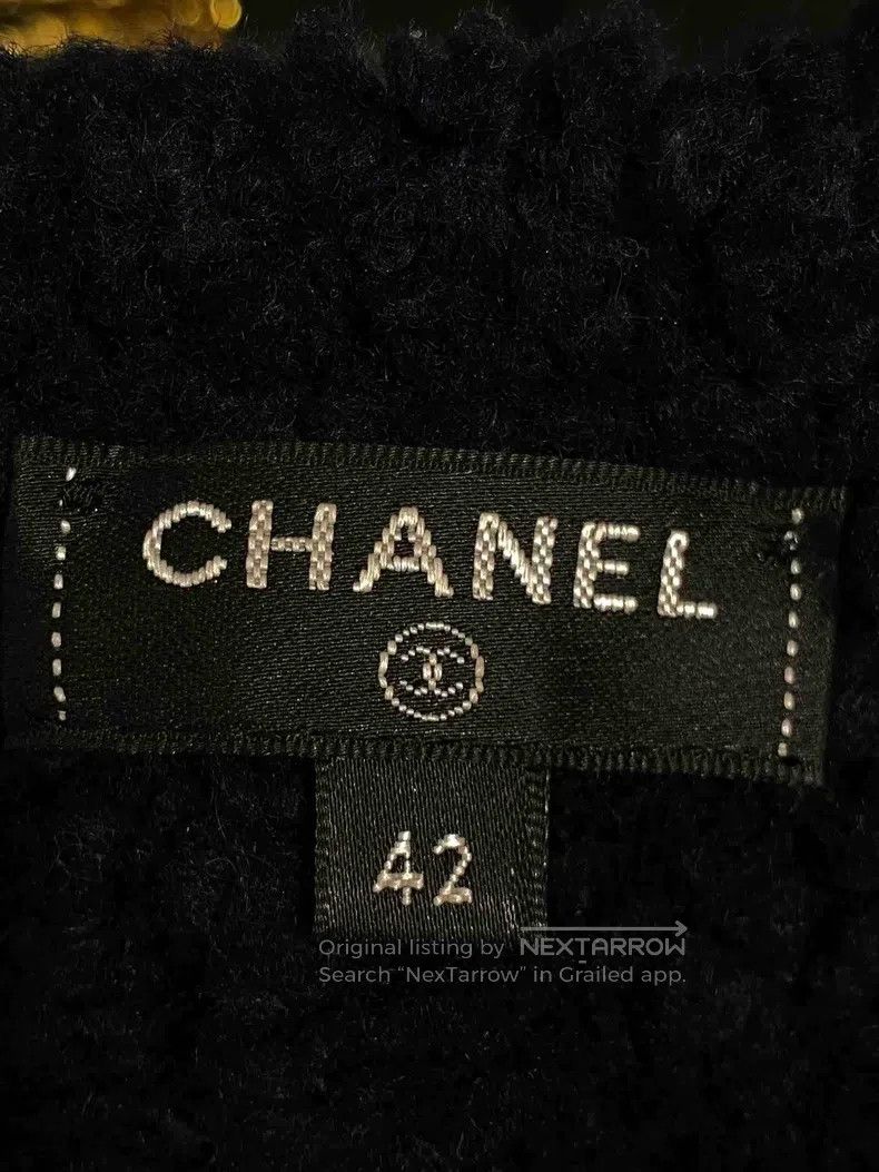 Chanel Chanel 19k snow Tibetan green lamb wool red cc sweatshirt Size M / US 6-8 / IT 42-44 - 3 Thumbnail