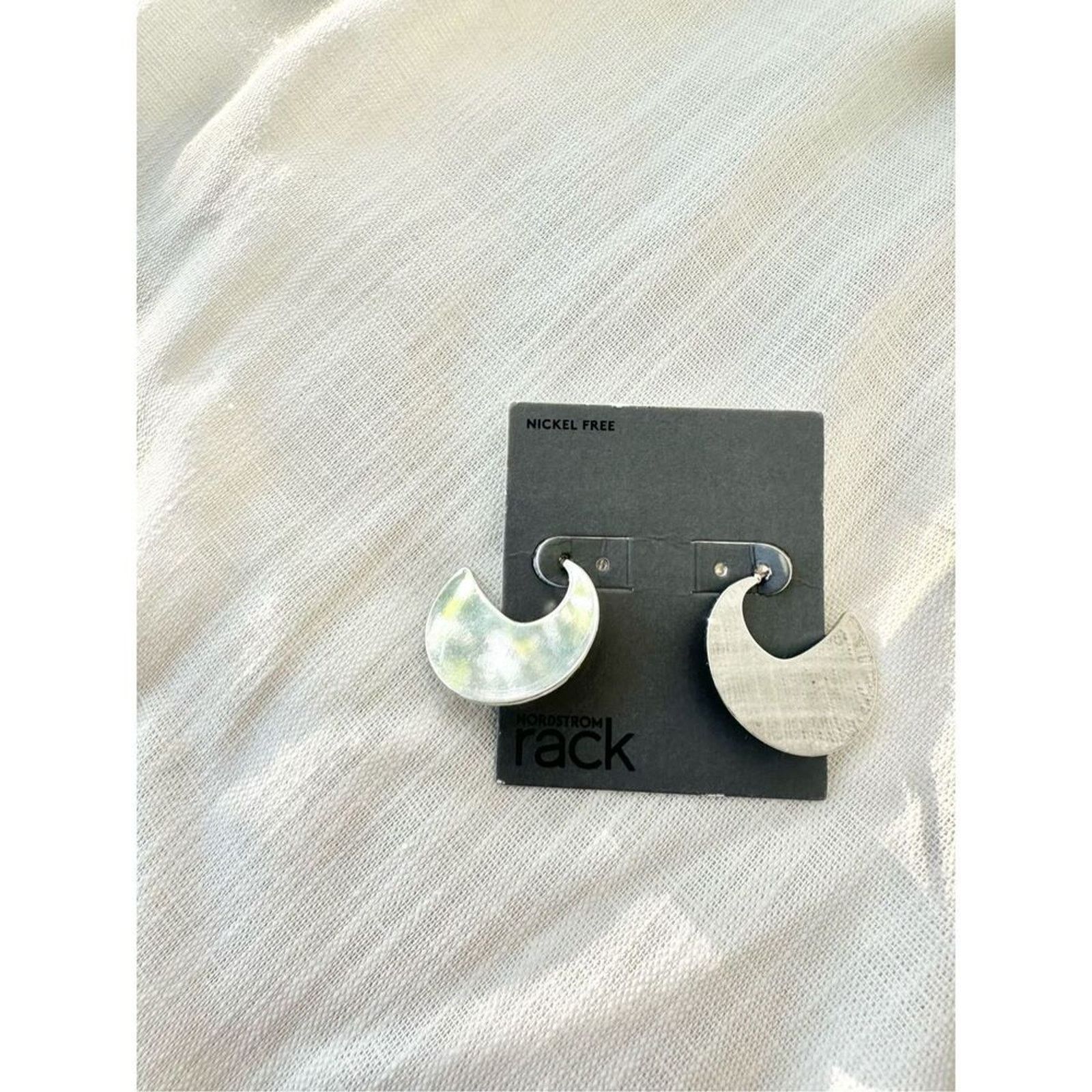 Nordstrom Nordstrom Rack Silver Dangle Mod Style Earrings Size ONE SIZE - 2 Thumbnail