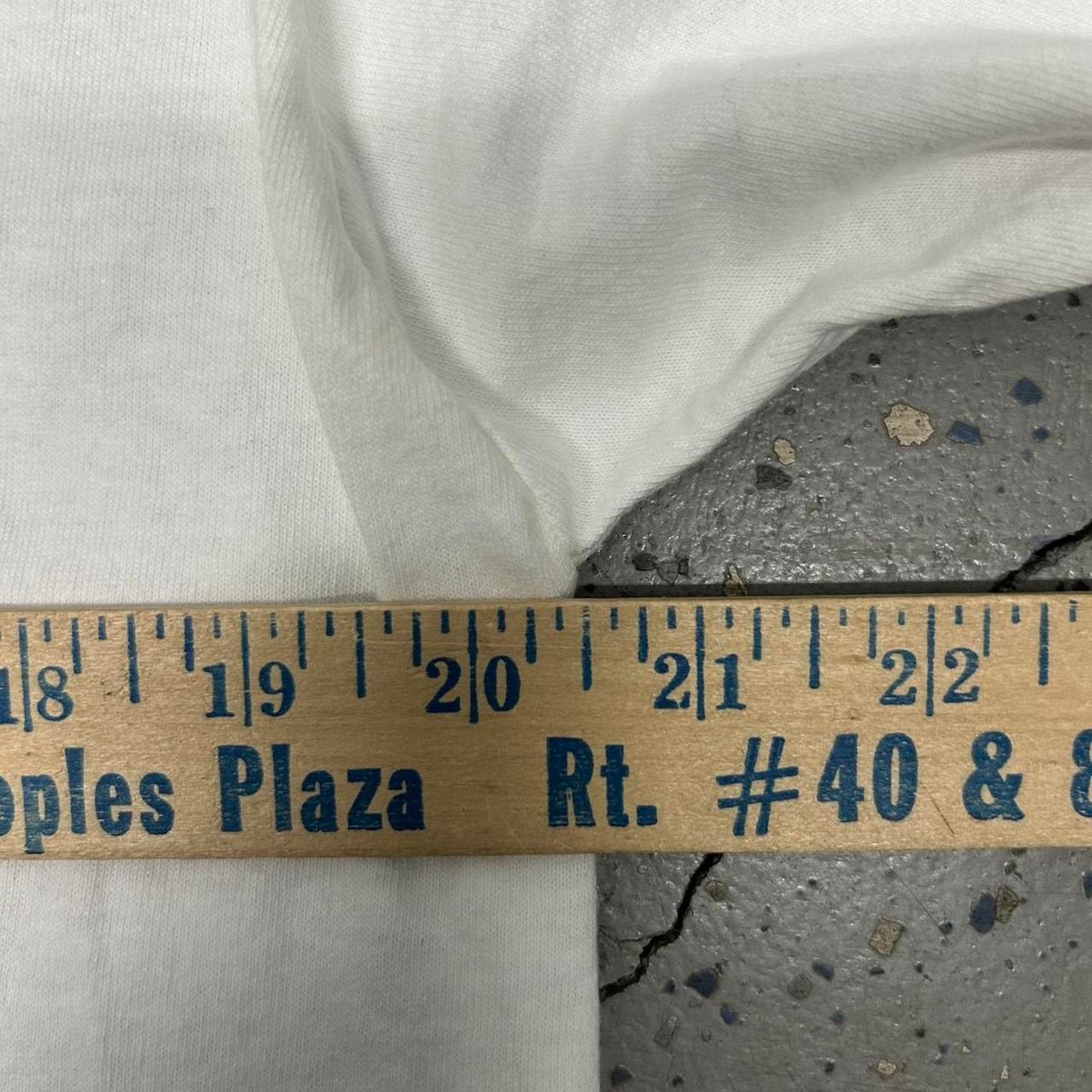 Other VTG Groovitos Hip Chips Funky Salsa Weed T-shirt Size US XL / EU 56 / 4 - 4 Thumbnail