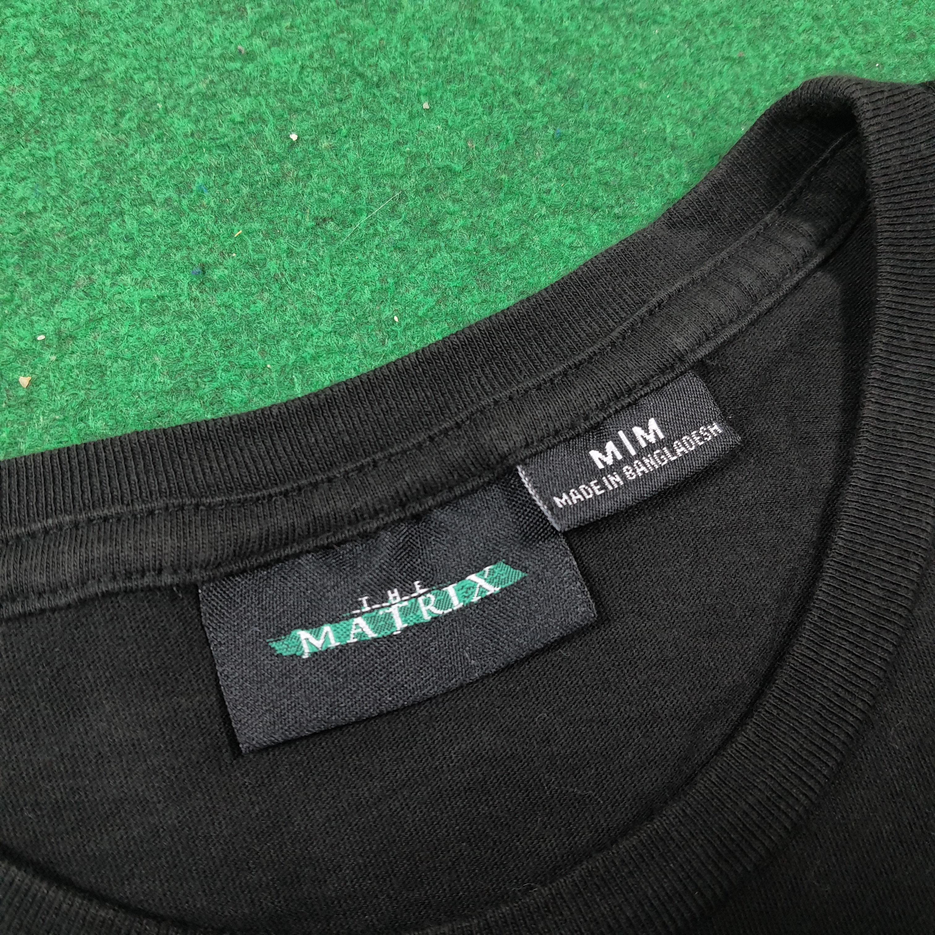 Warner Bros Vintage The Matrix Movie Graphic Promo Tshirt C285N39 Size US M / EU 48-50 / 2 - 4 Thumbnail