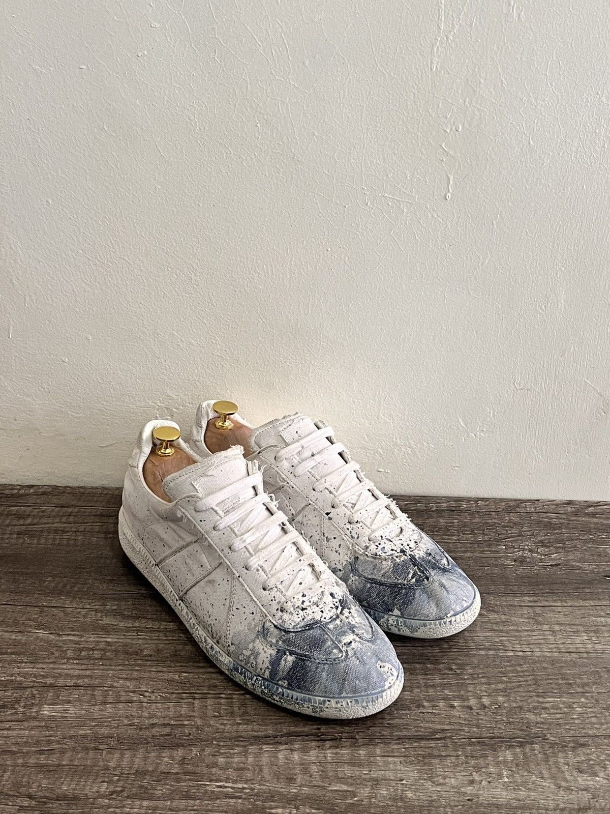 Maison Margiela Paint Splatter Gats White/Blue Size US 10.5 / EU 43-44 - 1 Thumbnail