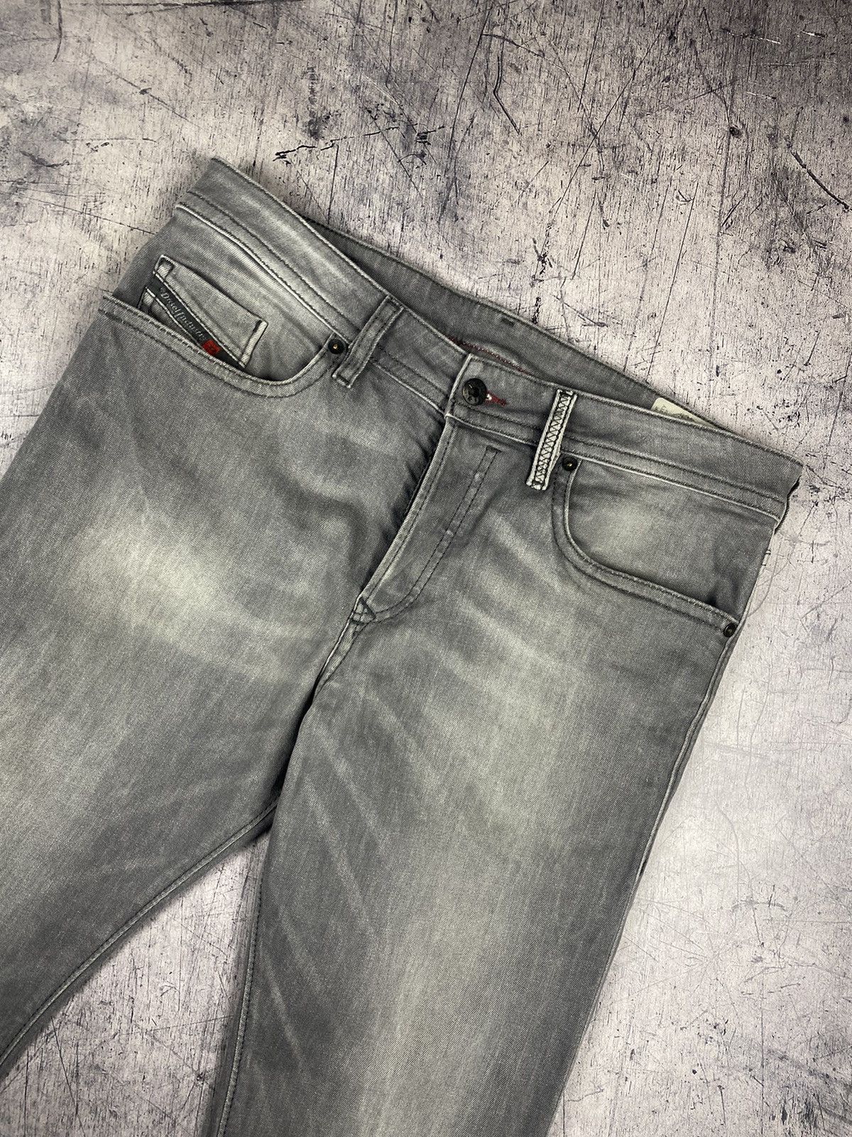 Diesel × Vintage Vintage Diesel Y2K Regular Slim Denim Jeans Size 31 x 30 Size US 31 - 8 Thumbnail