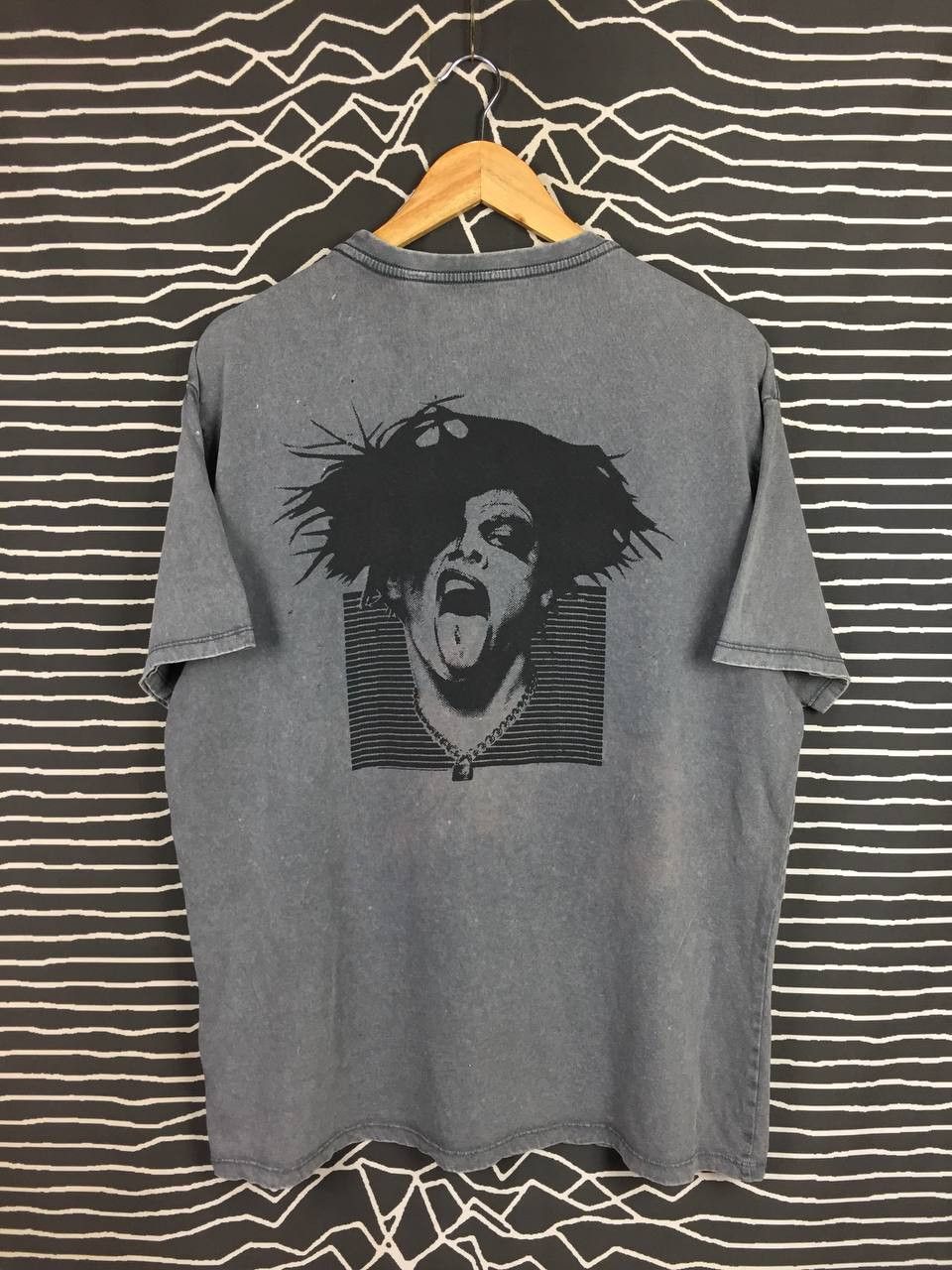 Band Tees Yungblud Deadhappy Logo Music Merch Charcoal Grey Tee Size US S / EU 44-46 / 1 - 1 Thumbnail