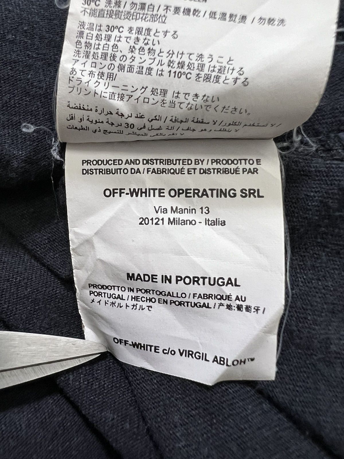 Off-White Off-White - Long Sleeve Firetape Tee Size US S / EU 44-46 / 1 - 21 Thumbnail