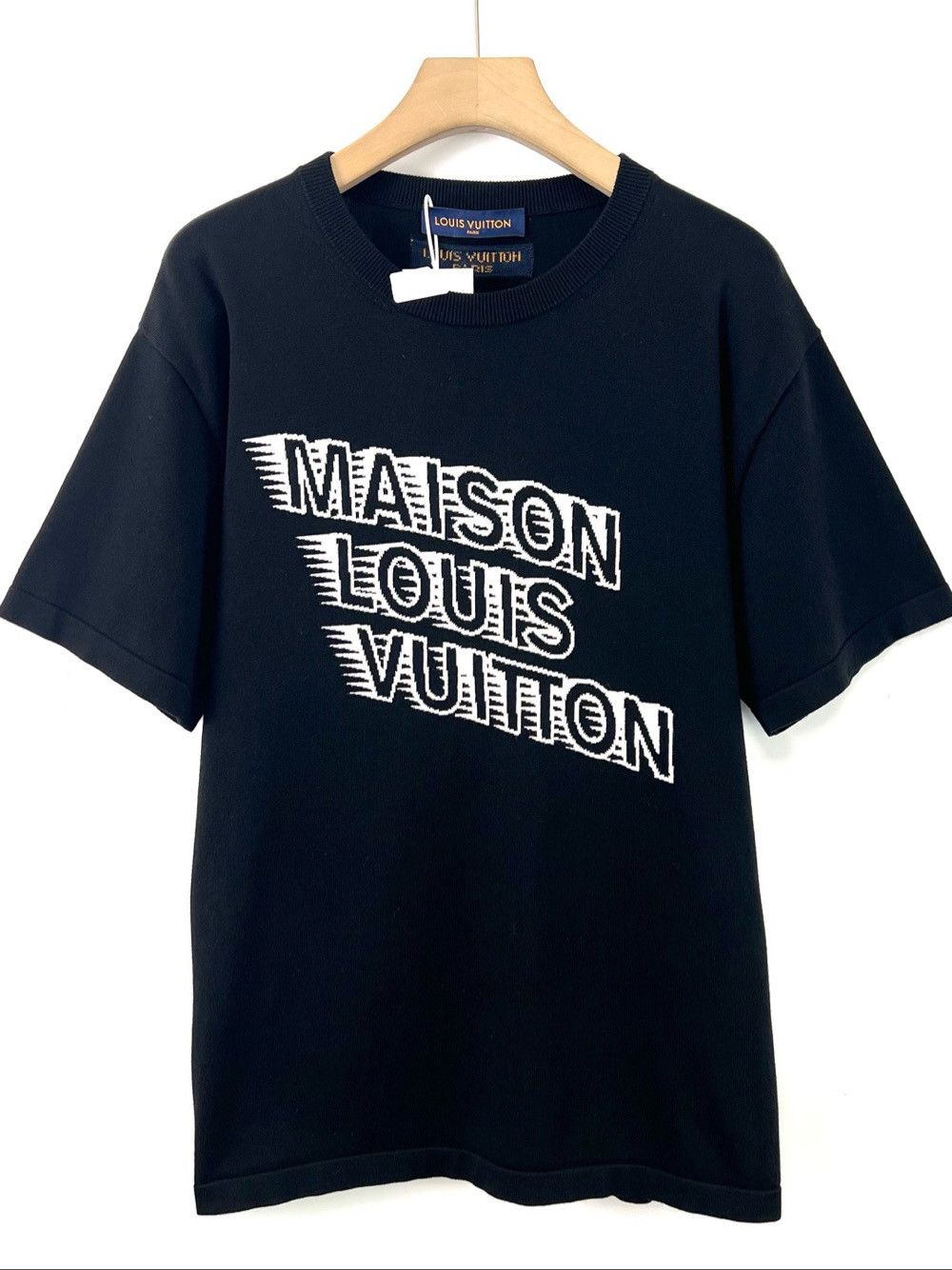 Louis Vuitton Louis Vuitton Logo Graphic T-Shirt Size L Size US L / EU 52-54 / 3 - 1 Thumbnail