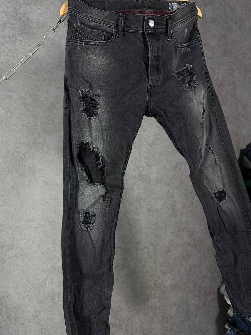 Diesel Diesel Tapphar slim-carrot designer distressed denim jeans Size US 32 / EU 48 - 3 Thumbnail