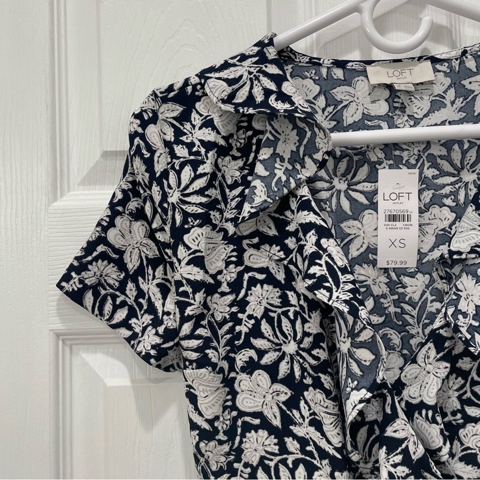 Loft Ann Taylor LOFT Floral Wrap Dress with Ruffle V Neck XS Size XS / US 0-2 / IT 36-38 - 4 Thumbnail