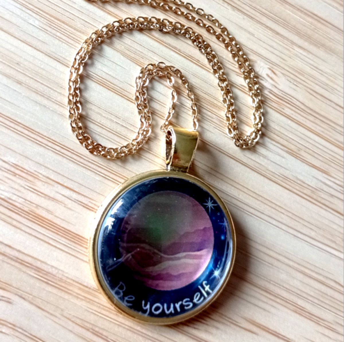 Hysteric Glamour × Japanese Brand × Vintage Punk Tiny Planet Mars Stainless Steel Gold Necklace Unique Size ONE SIZE - 1 Thumbnail