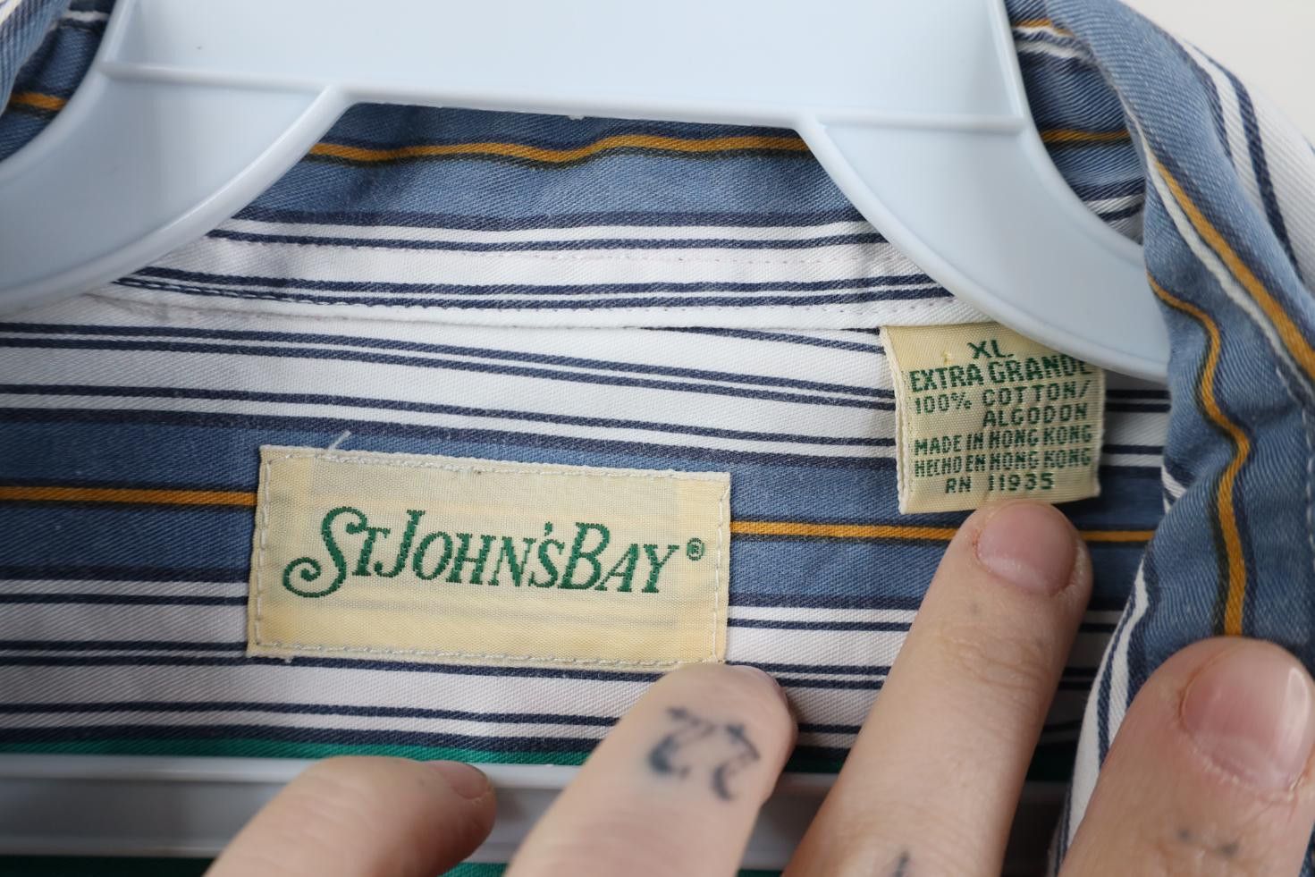 Vintage Vintage 90s Streetwear Fit Rainbow Striped Button Down Shirt Size US XL / EU 56 / 4 - 8 Thumbnail