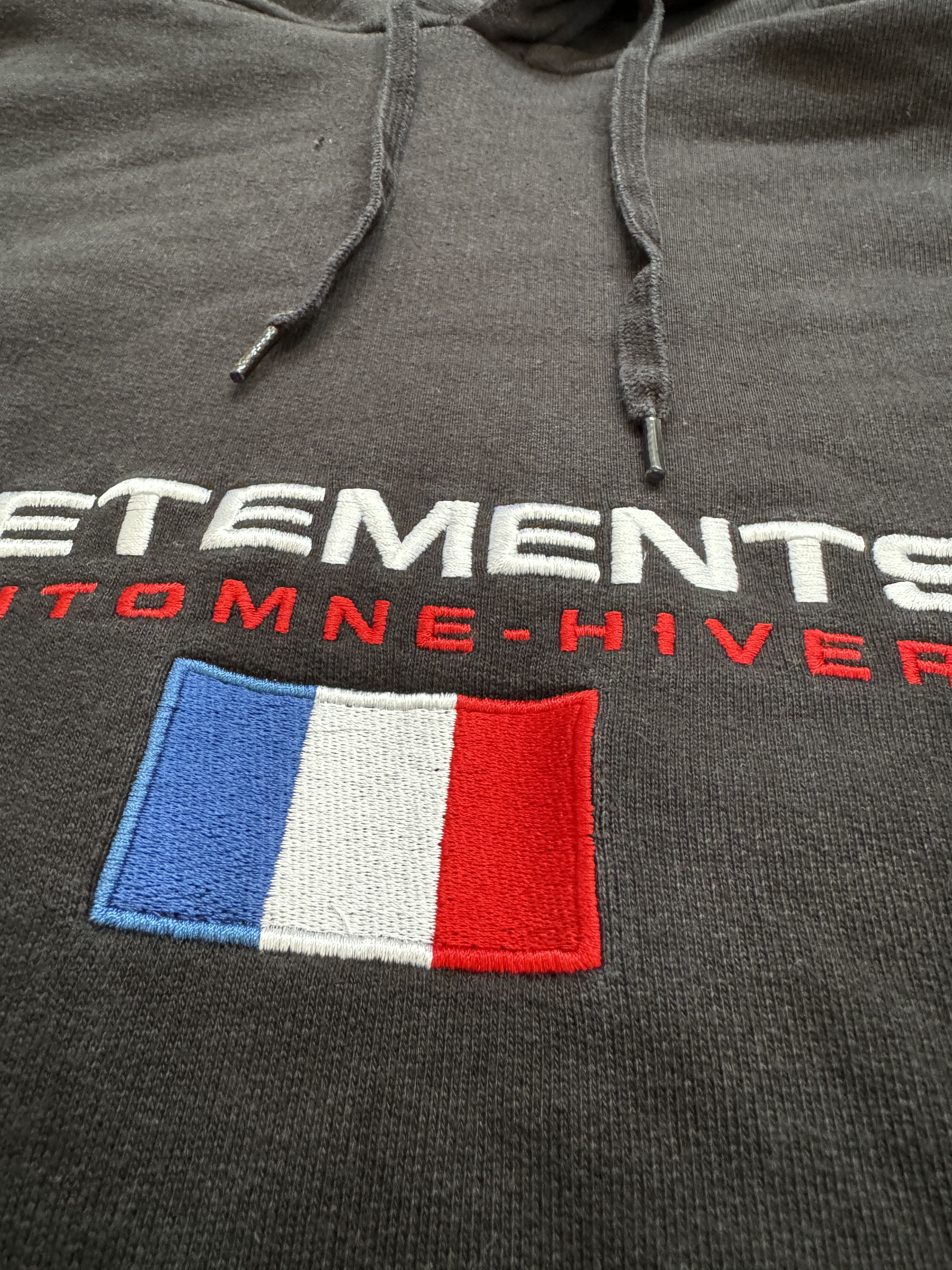 Vetements Vetements Layered Automne Hiver France Flag Hoodie XS Size US L / EU 52-54 / 3 - 2 Thumbnail