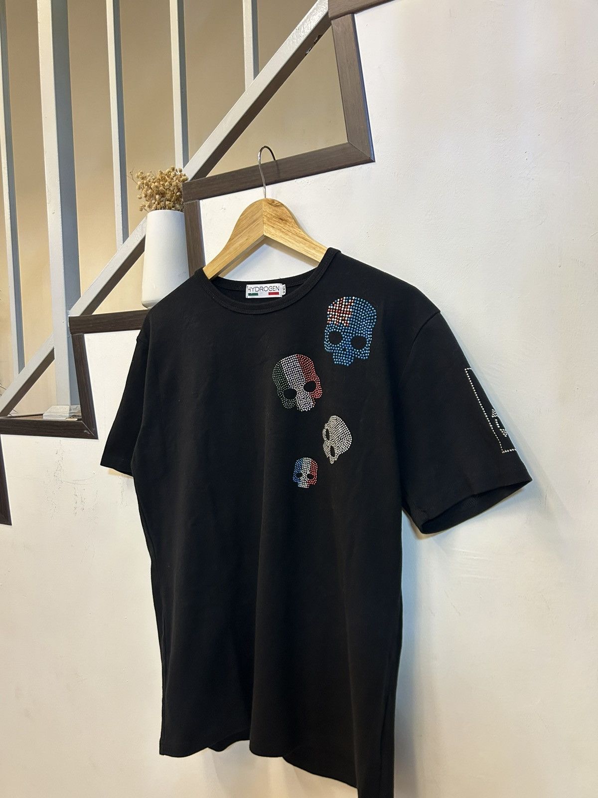 If Six Was Nine Hydrogen "Multi-Nation" Crystal Skull Tee Size US M / EU 48-50 / 2 - 4 Thumbnail
