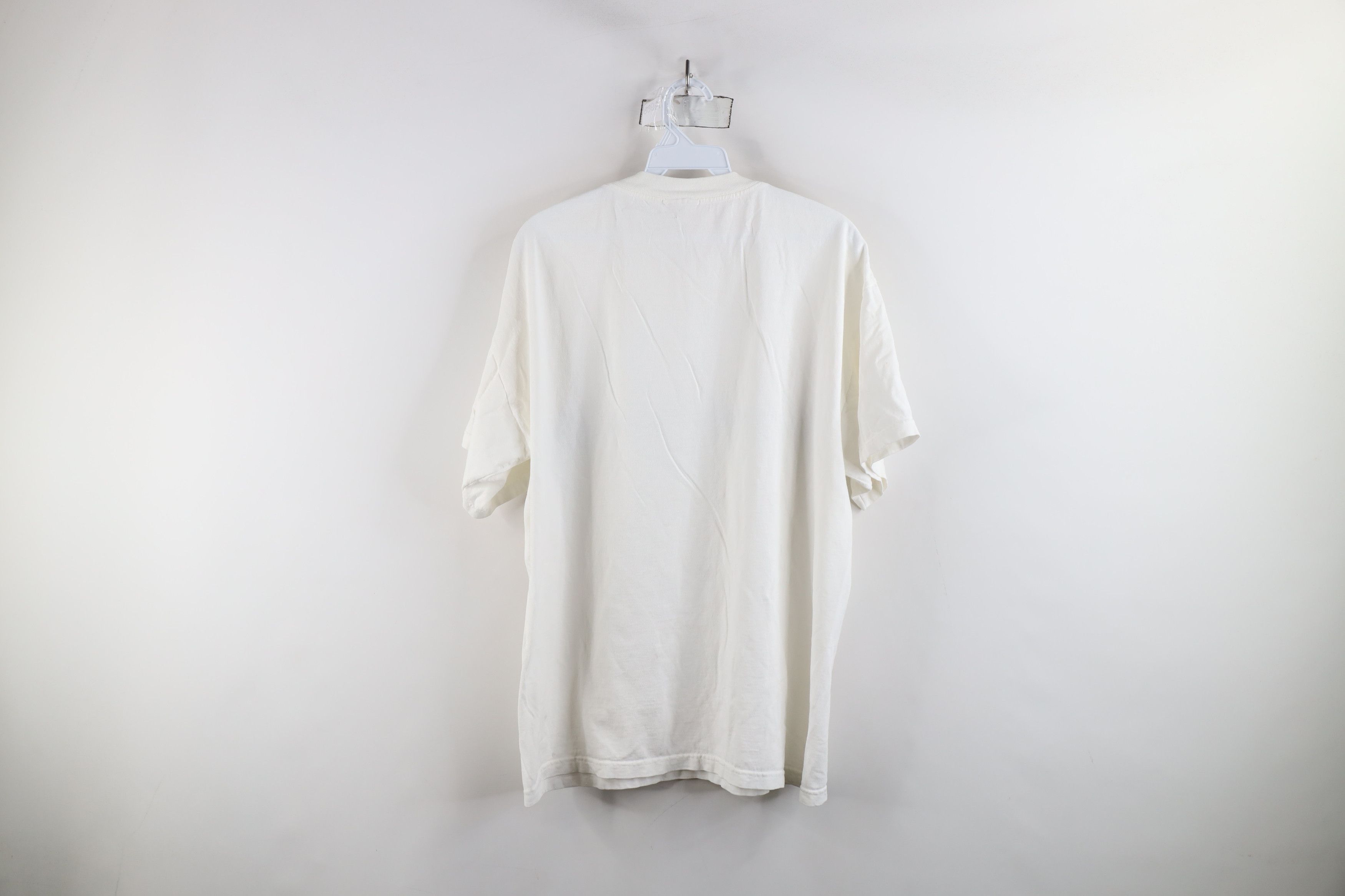 Vintage Vintage 90s Looney Tunes Devil Motorcycle T-Shirt White Size US L / EU 52-54 / 3 - 11 Thumbnail