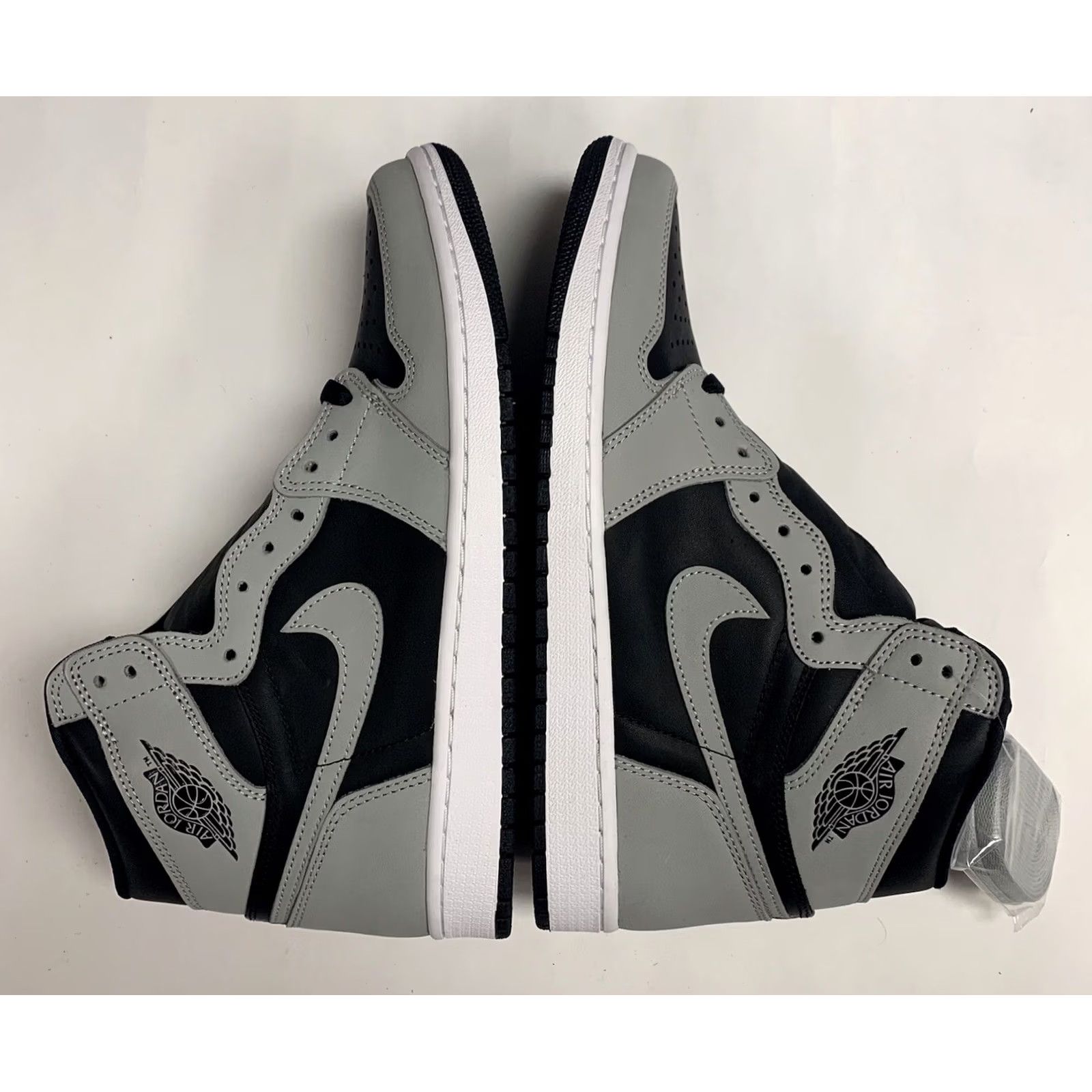 Jordan Brand Nike Air Jordan 1 Retro High OG Shadow 2.0 2021 Size 10 Men Brand New Shoes Sale Mens Sneaker Shadow 2.0 2021 Size US 9 / EU 42 - 4 Thumbnail