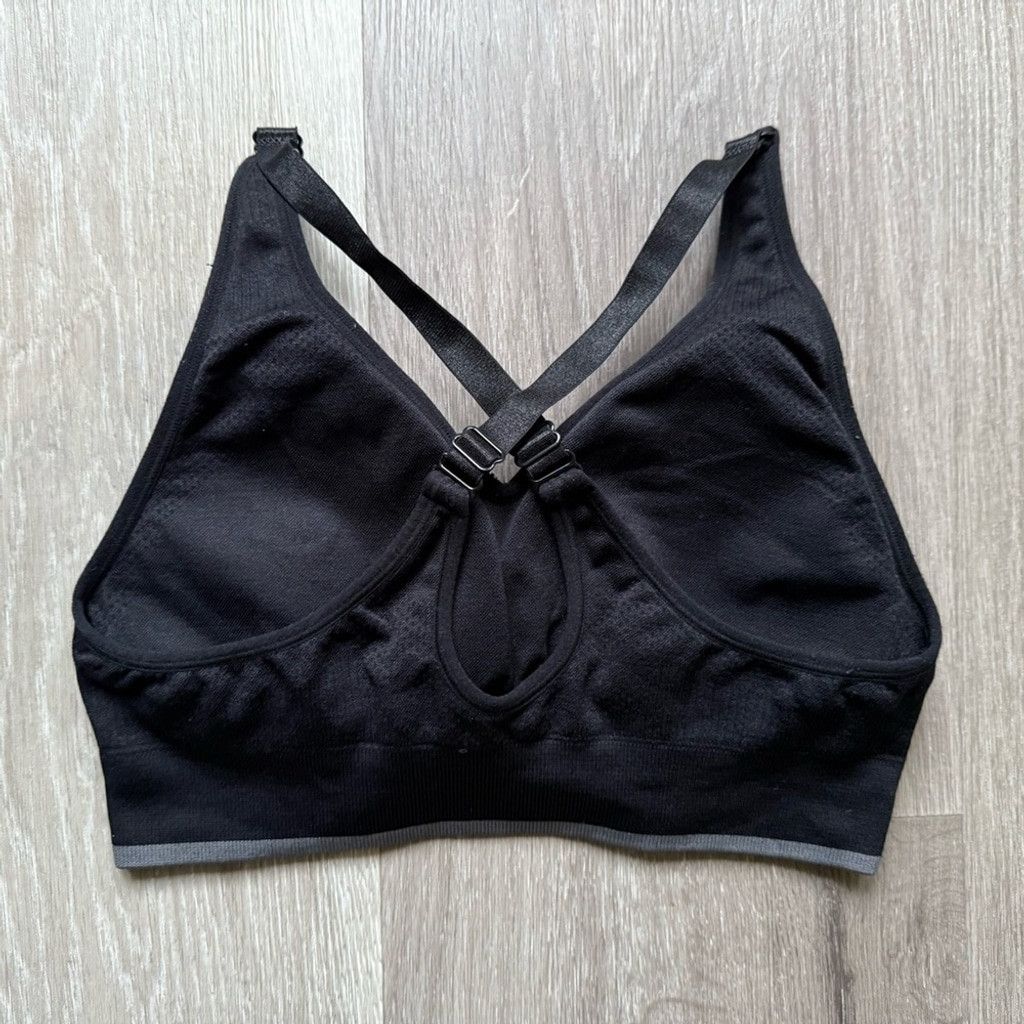 Puma Puma Black V-Neck Sports Bra with Wide Straps Size ONE SIZE - 2 Thumbnail