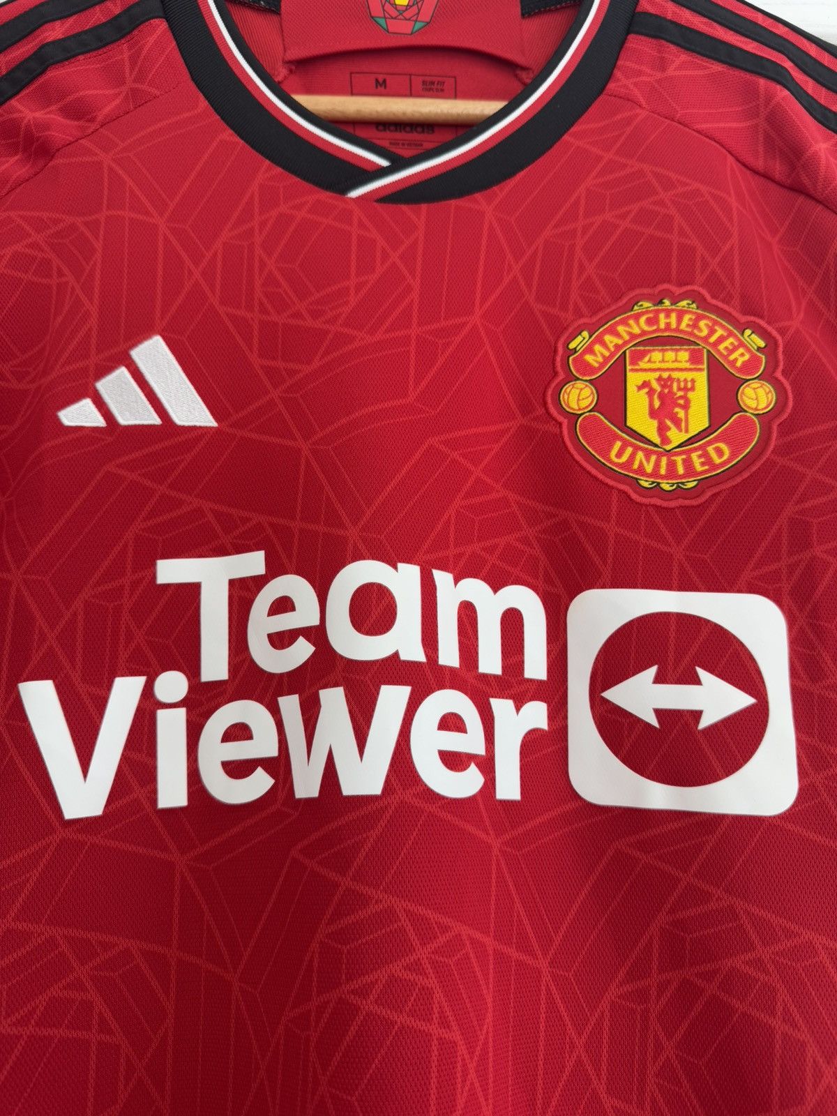 Adidas Manchester United 2023-2024 Home Soccer Jersey Football Kit Size US M / EU 48-50 / 2 - 6 Thumbnail