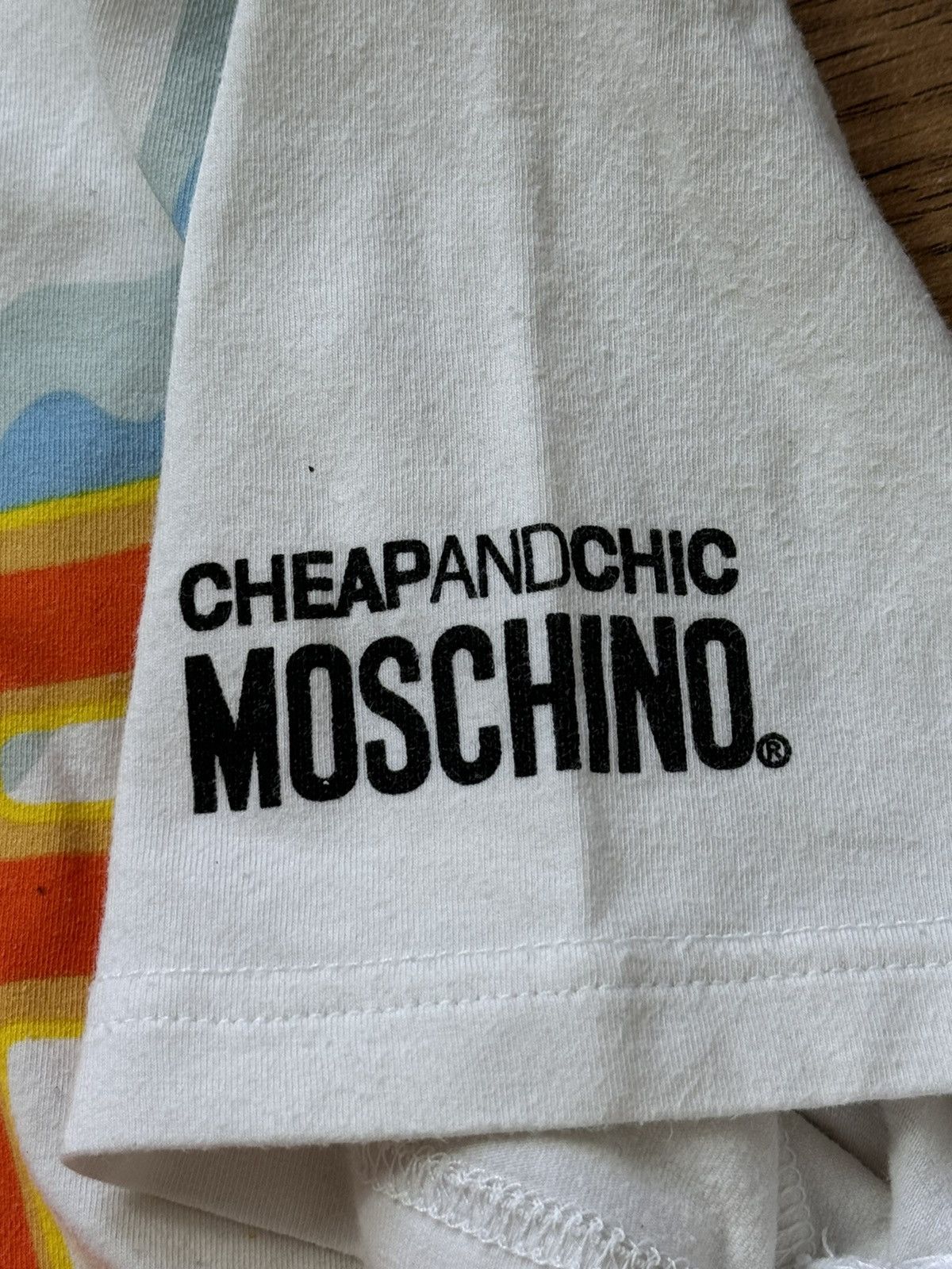 Moschino VINTAGE MOSCHINO LOVE 2000s TEE SHIRT Size S / US 4 / IT 40 - 4 Thumbnail