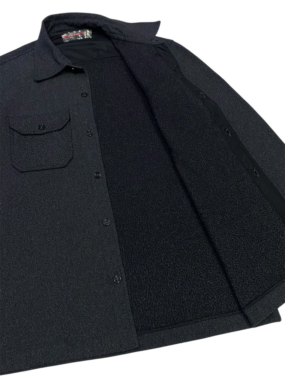 Prada Vintage Prada Fleece Double Pocket Button Ups Shirt Size US L / EU 52-54 / 3 - 7 Thumbnail