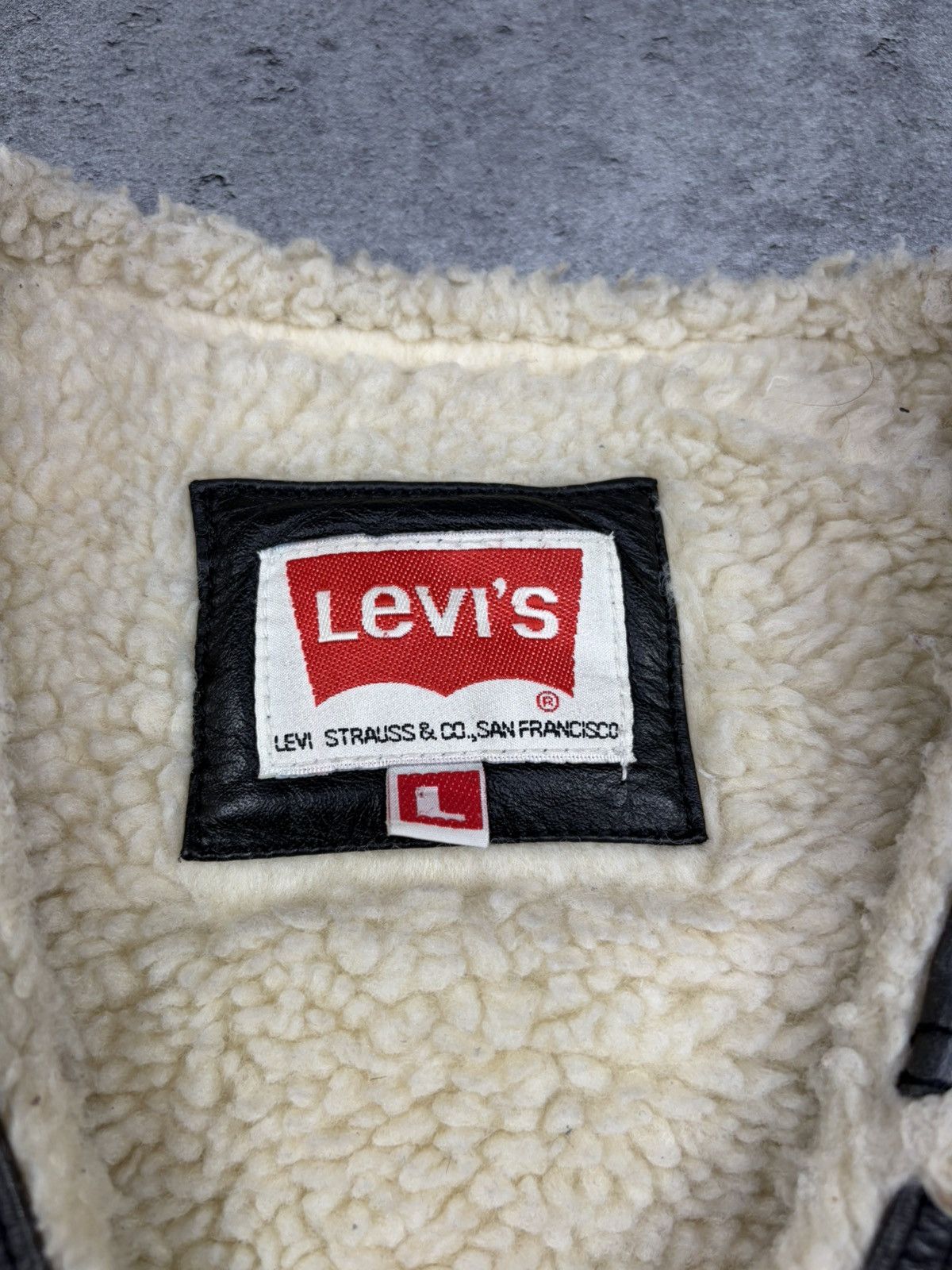 Levi's Vintage Levi’s Sherpa Leather Vest Zip Up Biker Style Size US L / EU 52-54 / 3 - 9 Thumbnail