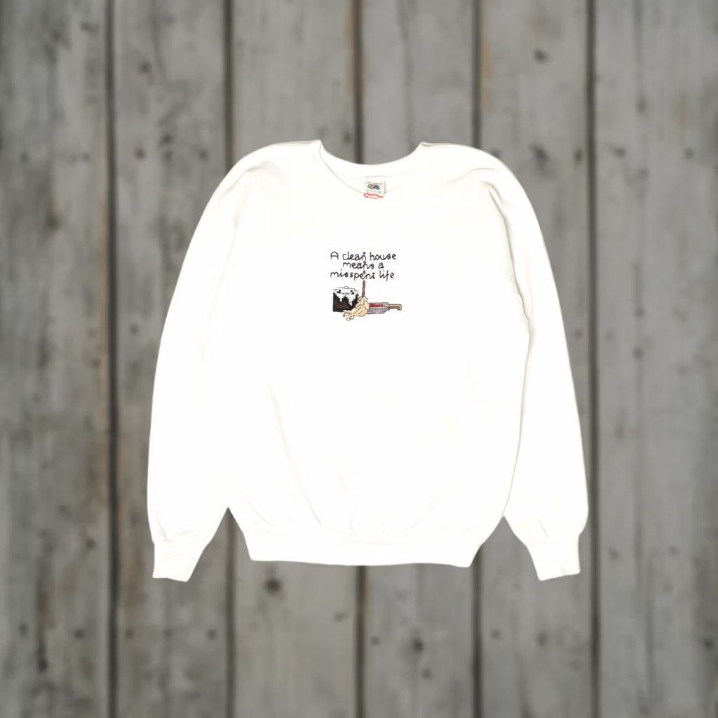 Fruit Of The Loom VINTAGE Fruit of the Loom Sweatshirt A Clean House Means A Misspent Life White XS? XL? Wait. Size US XL / EU 56 / 4 - 1 Thumbnail