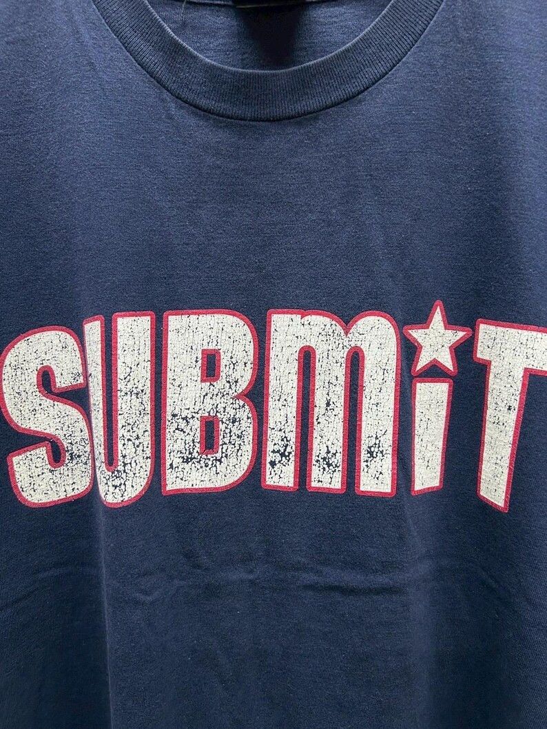 WWE Vintage 2002 Kurt Angle tshirt size XL Size US XL / EU 56 / 4 - 5 Thumbnail
