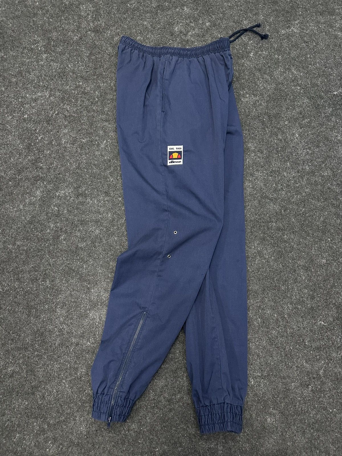 Ellesse × Vintage Vintage Ellesse Italia Nylon Track Pant Size 28-30 F53 Size US 30 / EU 46 - 4 Thumbnail