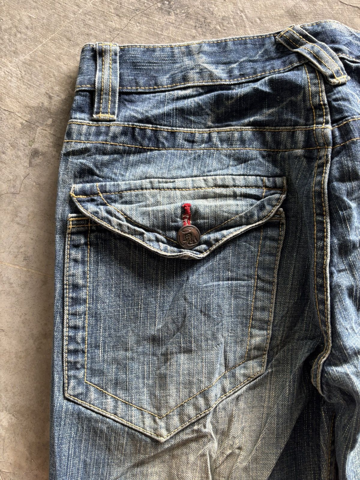 Karakuri Tamashii ONIARAI JAPANESE DENIM washed whiskered mud rusty style Size US 31 - 14 Thumbnail