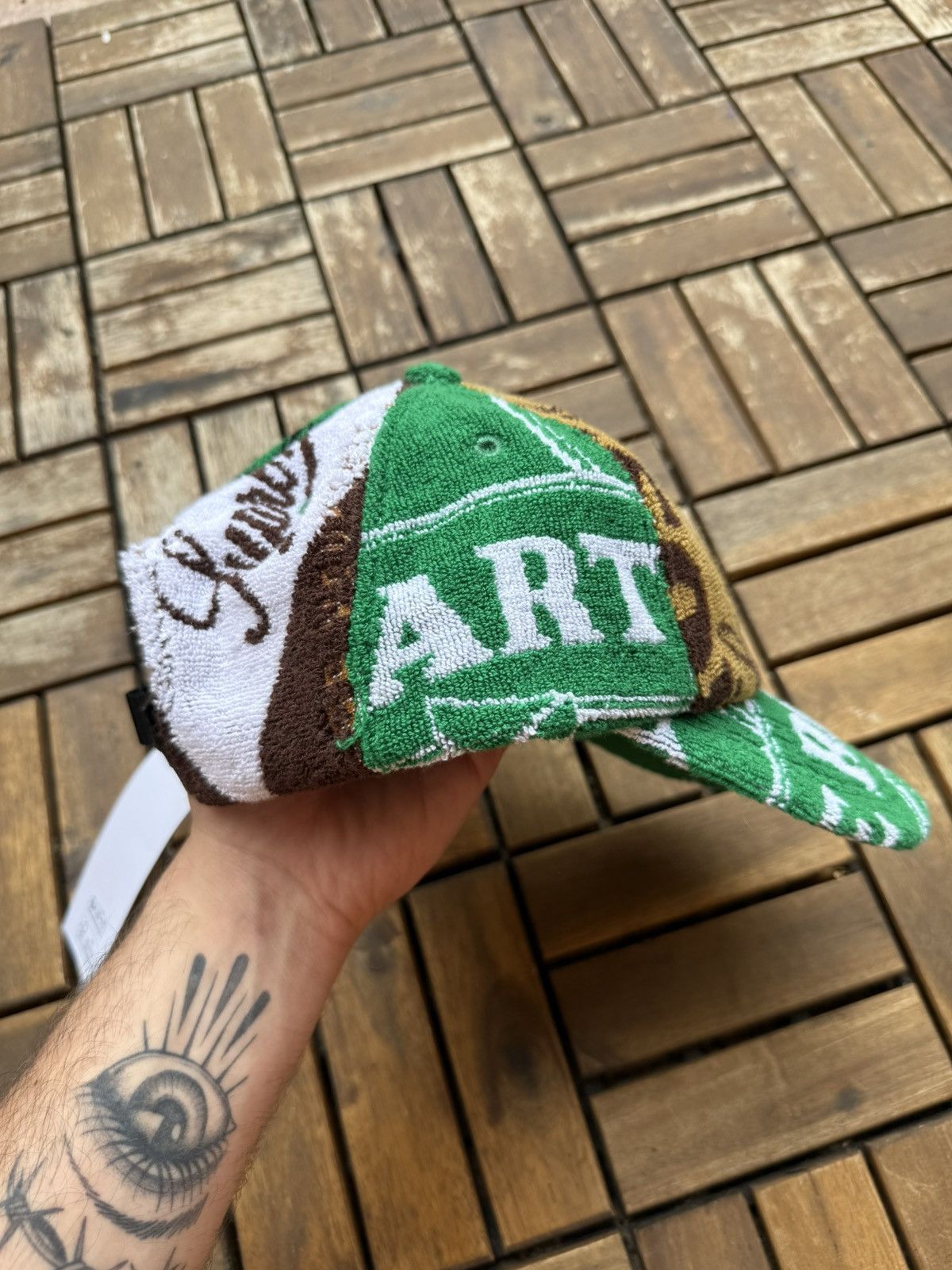 Supreme Martine Rose キャップ 🟩 Supreme x Martine Rose Cap – Verde/Nero (SS24)