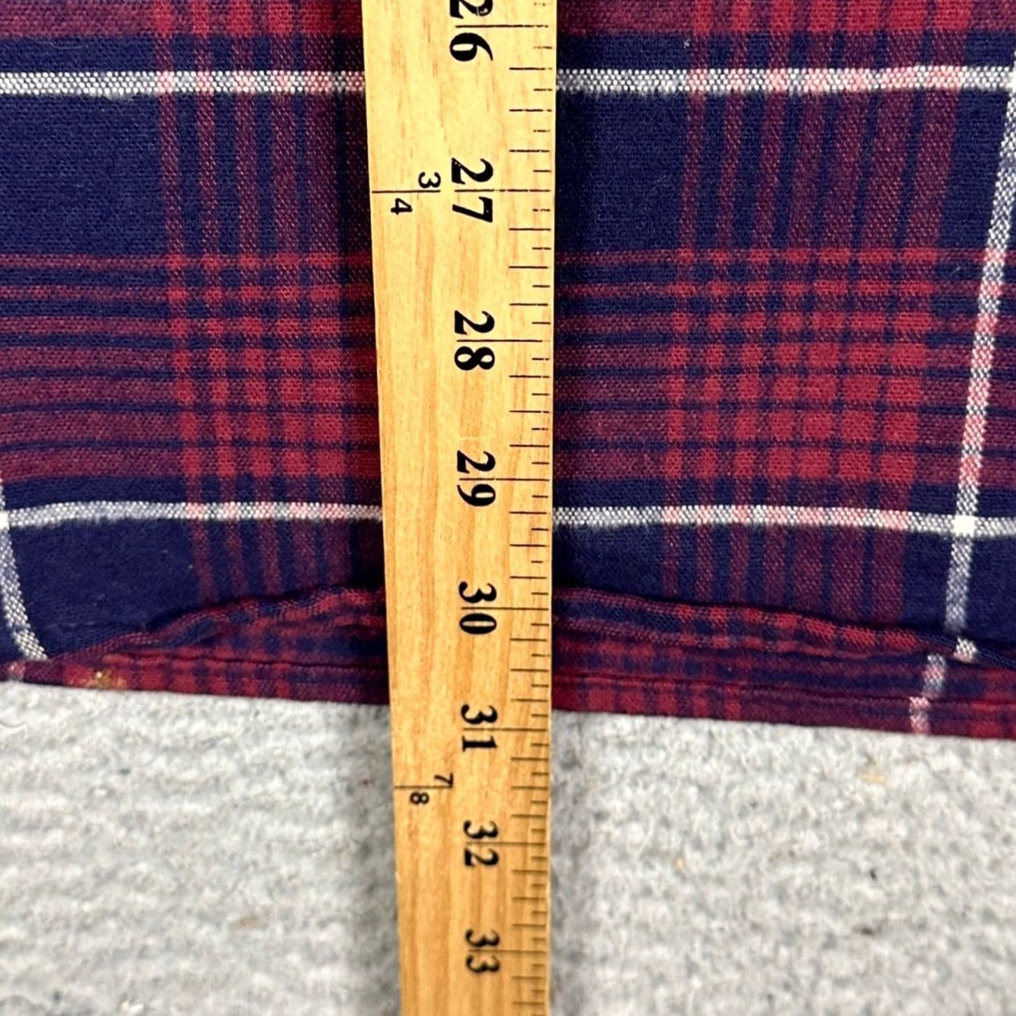 Vintage L.L. Bean Chamois Cloth Shirt Mens M Red Navy Plaid Traditional Fit Button-Up Flannel Workwear Casual Long Sleeve Collar Pocketed Wool? Size US M / EU 48-50 / 2 - 7 Thumbnail
