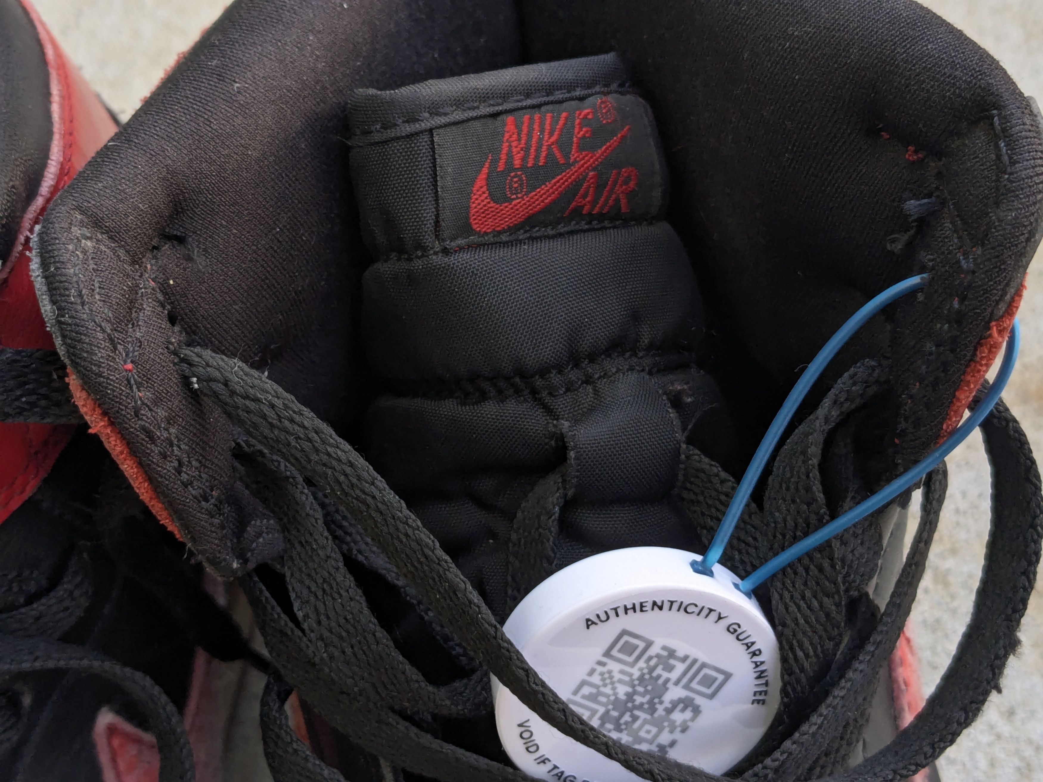 Jordan Brand Nike Air Jordan 1 Bred 2001 High Tops 2001 136066-061 Size US 11.5 / EU 44-45 - 8 Thumbnail