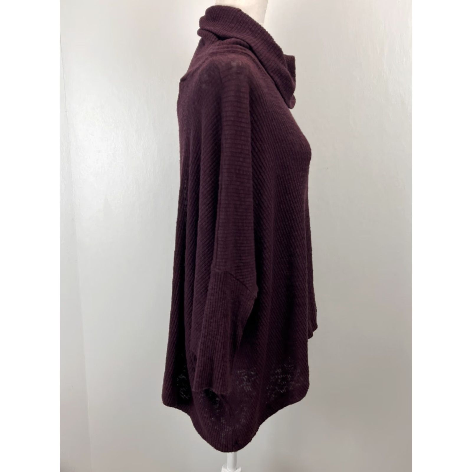 Free People Free People Sweater Beach World Traveler Split Back Ribbed Turtleneck Sz M GUC Size M / US 6-8 / IT 42-44 - 4 Thumbnail