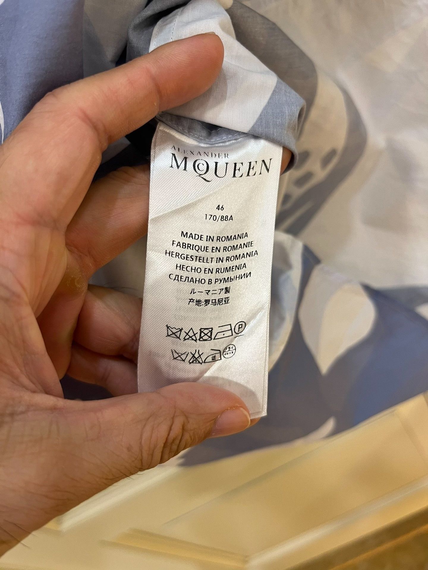Alexander McQueen Alexander McQueen Skull Print Short Sleeve Shirt Size US S / EU 44-46 / 1 - 5 Thumbnail