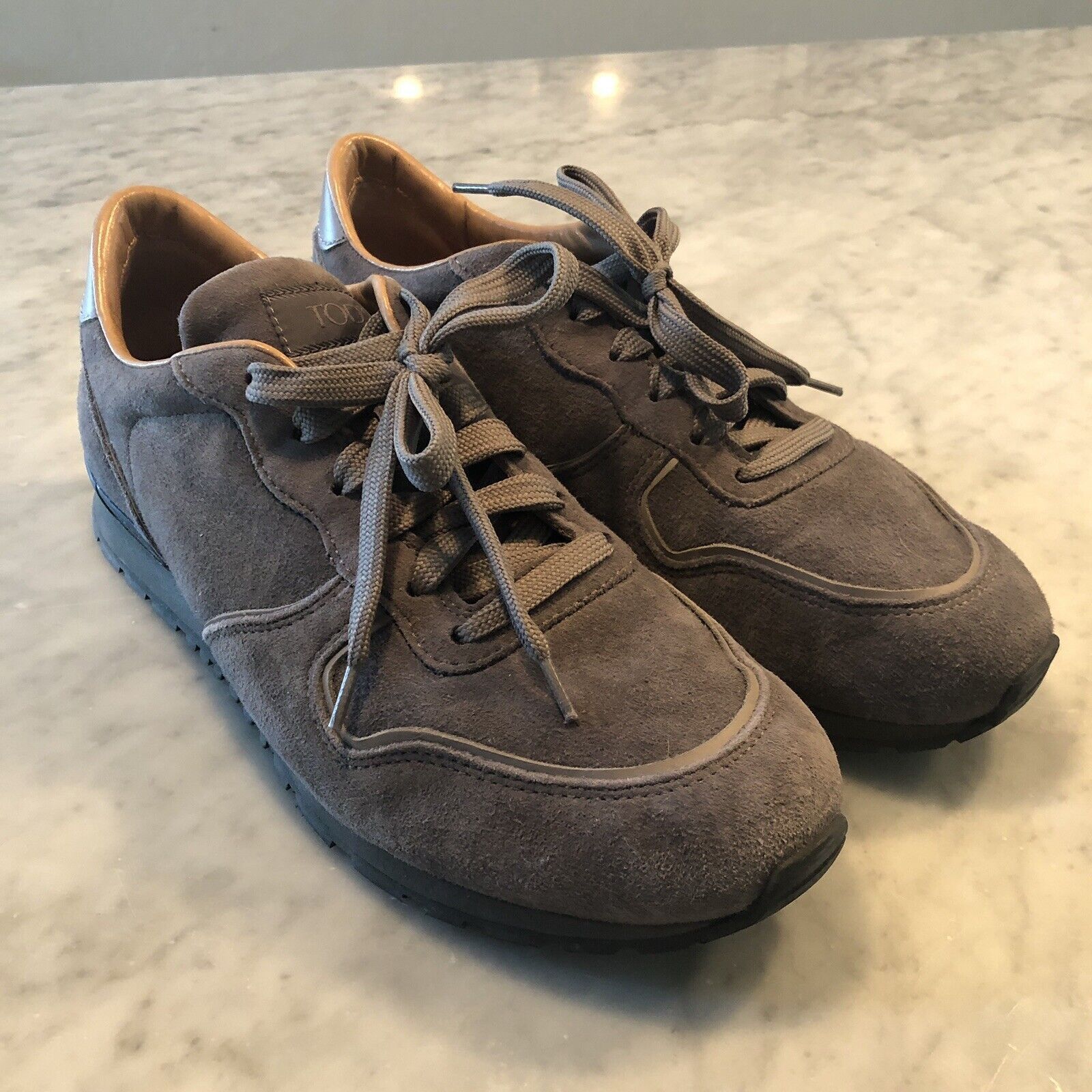 Tod's Tod’s Gray Suede Sneakers Size 7 Size US 7 / EU 40 - 2 Thumbnail