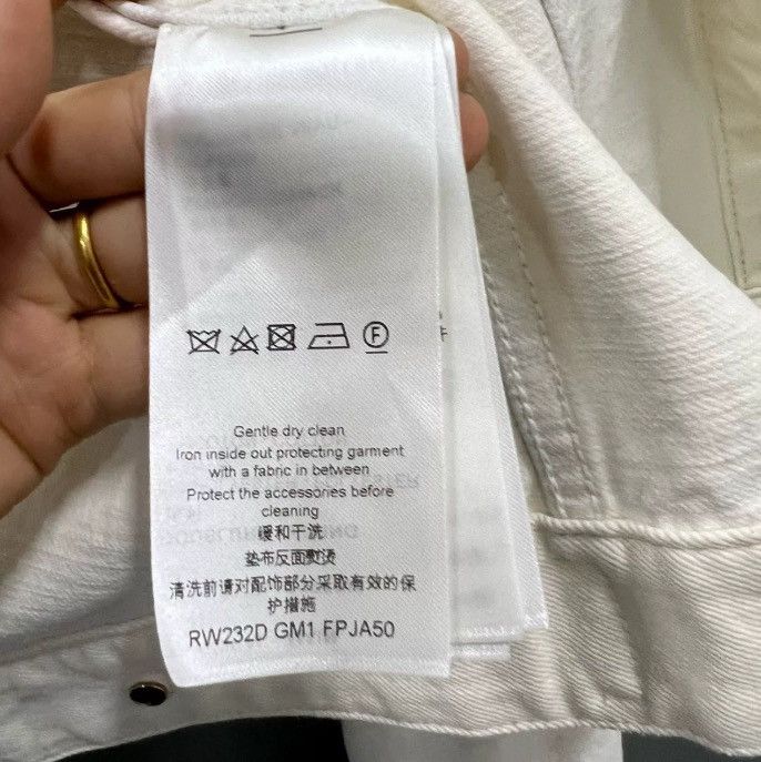 Louis Vuitton Louis Vuitton LV solid breasted denim jacket 2412-Nextarrow Size US S / EU 44-46 / 1 - 4 Thumbnail