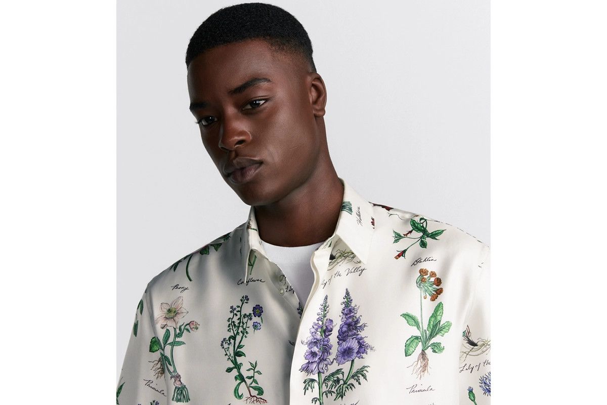 Dior o1bcso1str0226 Short-Sleeved Shirt in White Silk Size US M / EU 48-50 / 2 - 6 Thumbnail