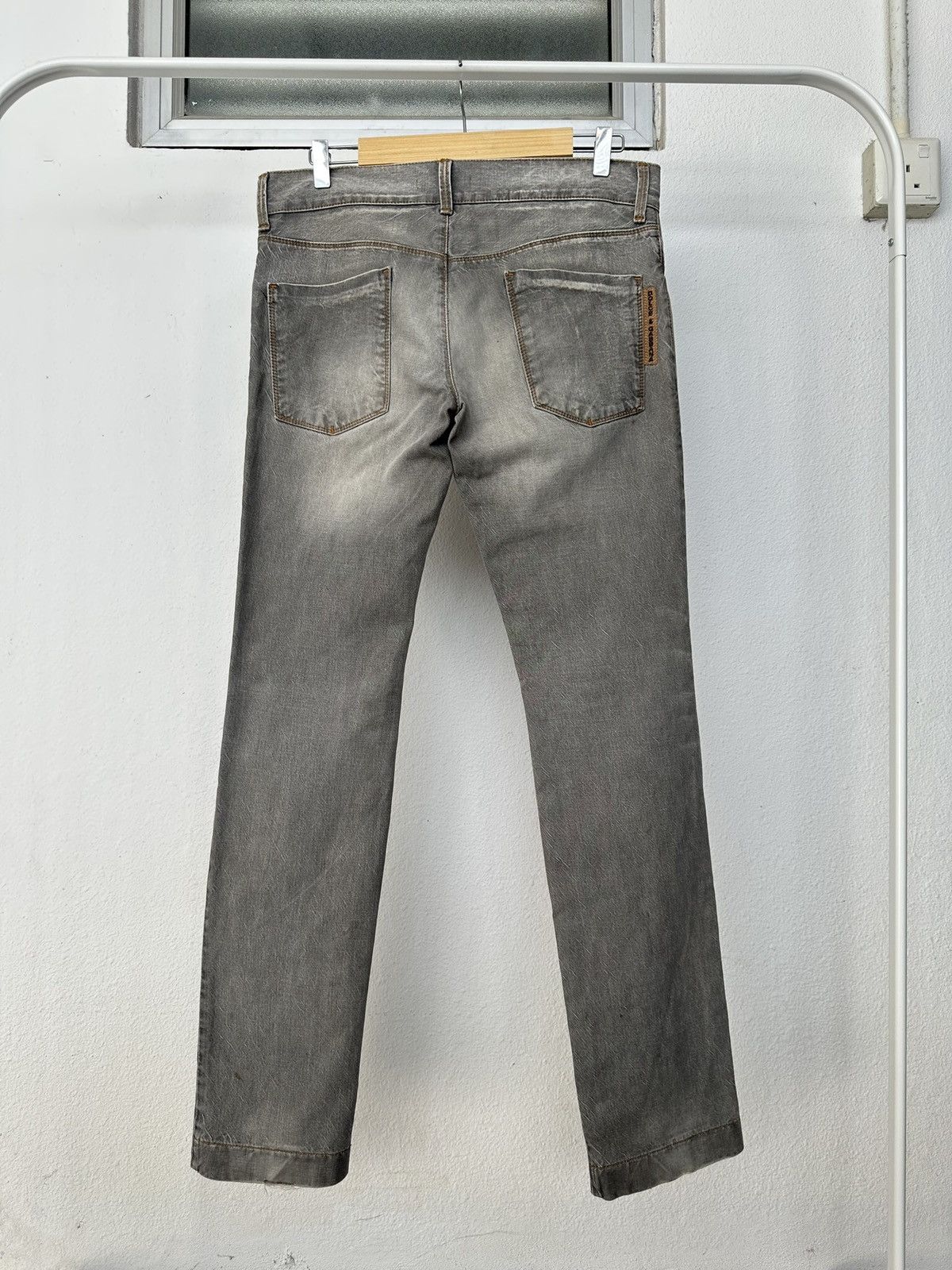 Dolce & Gabbana 00’s VTG Dolce & Gabbana 14 Gold distressed grey dirty jeans Size US 32 / EU 48 - 11 Thumbnail