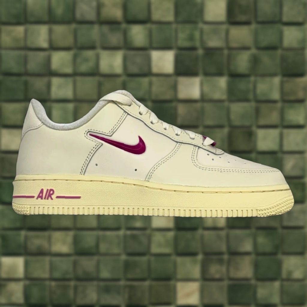 Nike Nike Air Force Women’s 11 Coconut Milk Ivory Leather/Playful Pink FB8251-101 Sneaker Size US 7 / IT 37 - 1 Thumbnail